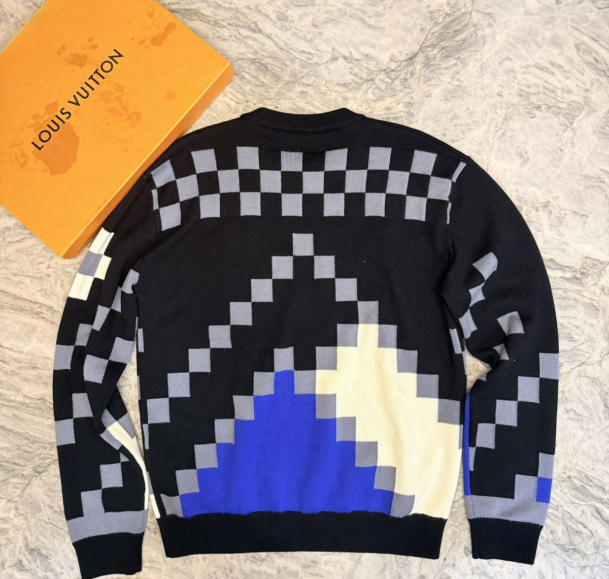 Louis Vuitton Louis Vuitton Fair Isle Macro Sweater Size M ($2645 Retail) Size US M / EU 48-50 / 2 - 2 Thumbnail
