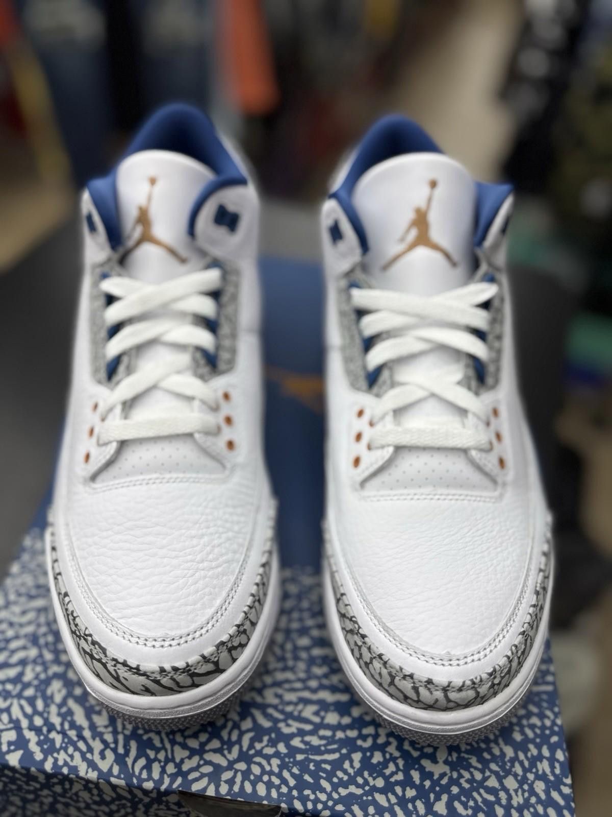 Jordan Brand Jordan 3 Retro Washington Wizards (CT8532-148) Size 10.5 - Size US 10.5 / EU 43-44 - 4 Thumbnail