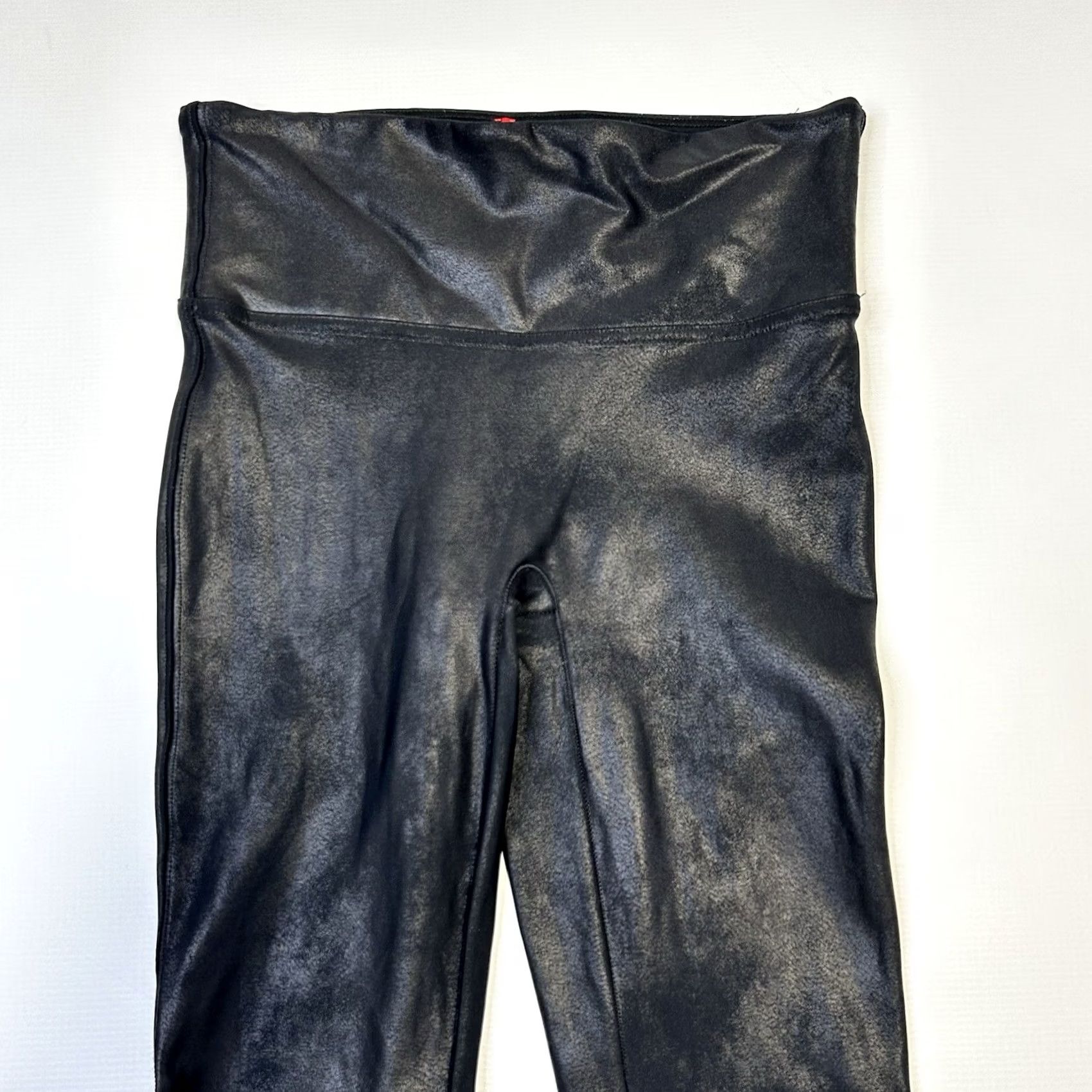Spanx VINTAGE Spanx Faux Leather Black Power Waistband High Waist Leggings Womens S 2437 Size 28" / US 6 / IT 42 - 6 Thumbnail