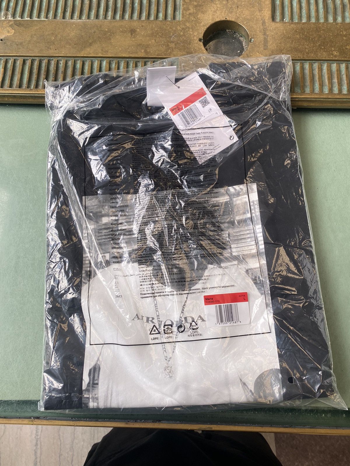 Jordan Brand × Supreme Supreme Jordan Biggie S/S top size Large Size US L / EU 52-54 / 3 - 1 Thumbnail