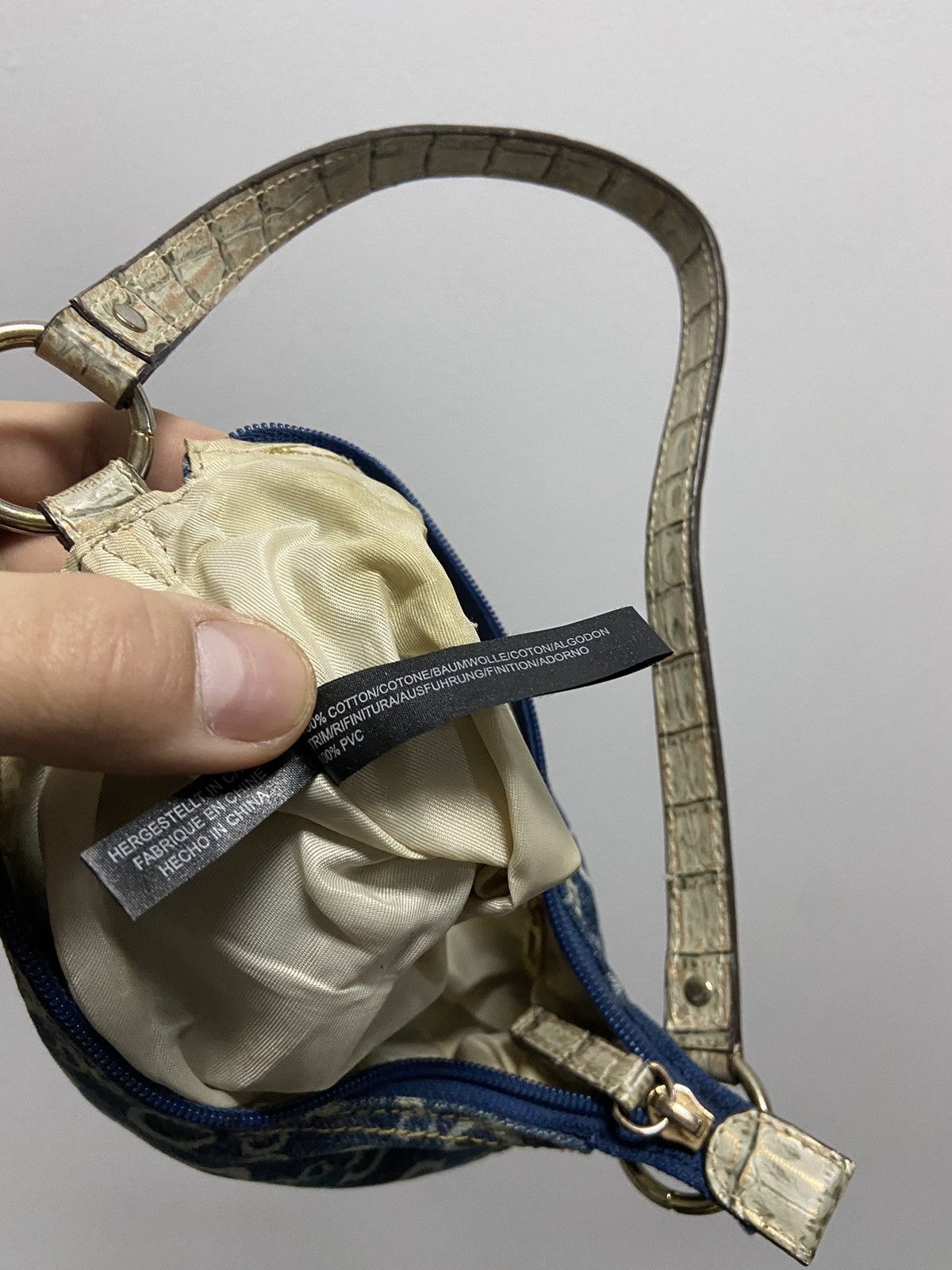 Guess × Vintage Guess Vintage small Bag monogram logo Size ONE SIZE - 9 Thumbnail