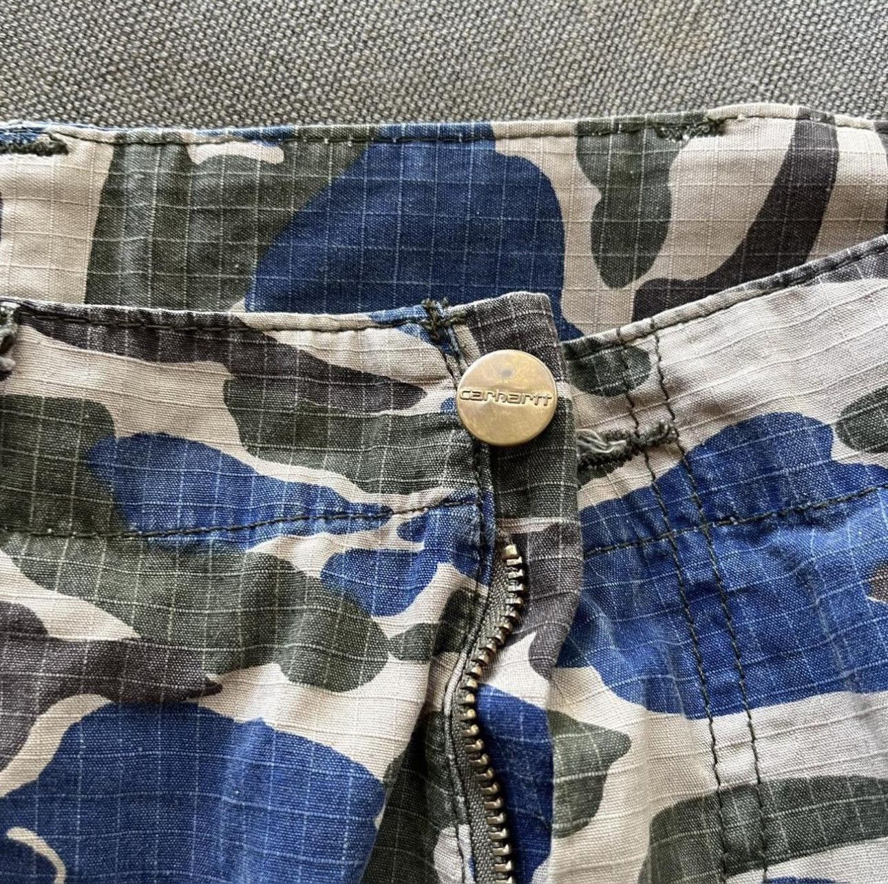 Carhartt Wip Carhartt Blue Camo Shorts Size US 31 - 3 Thumbnail