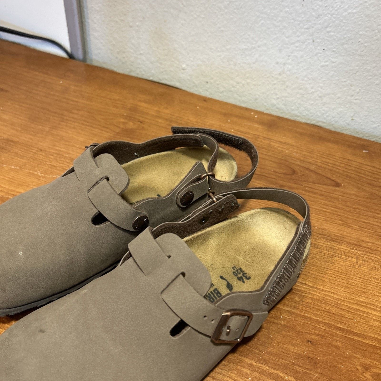 Birkenstock Brown Birkenstocks Clogs Box Size 34 Size US 5 / EU 37 - 2 Thumbnail