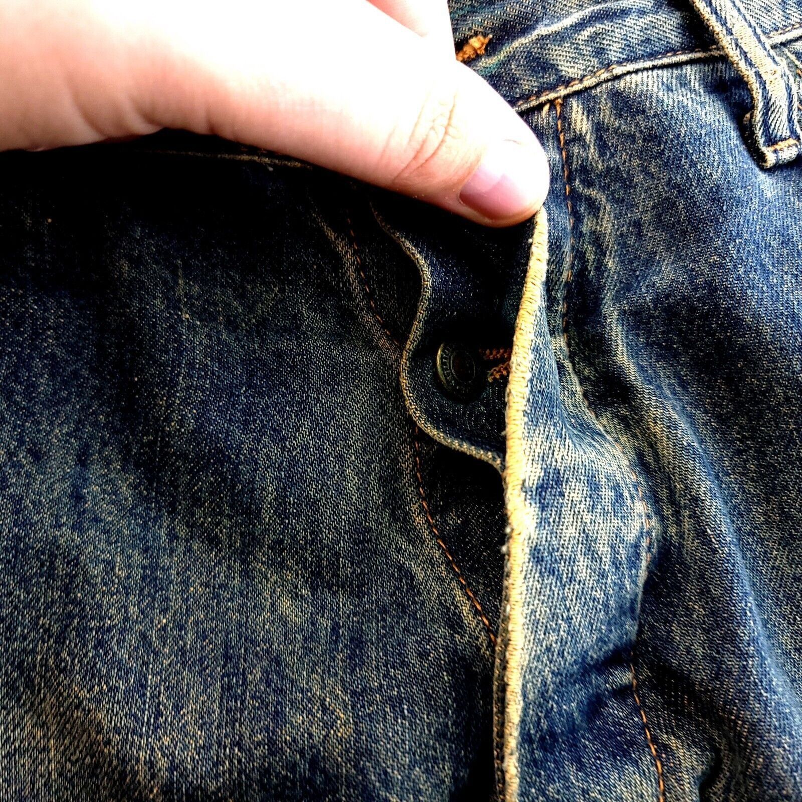 American Eagle Outfitters American Eagle Distressed Blue Brown Whiskering Stone Wash D Size US 40 / EU 56 - 9 Thumbnail
