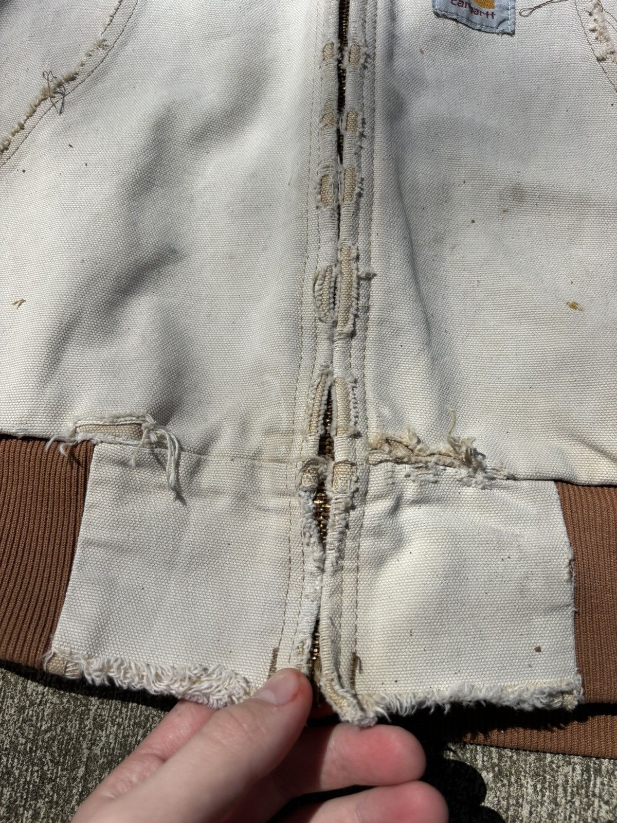 Carhartt × Vintage VINTAGE carhartt work jacket distressed thrashed sunfaded Size US S / EU 44-46 / 1 - 2 Thumbnail