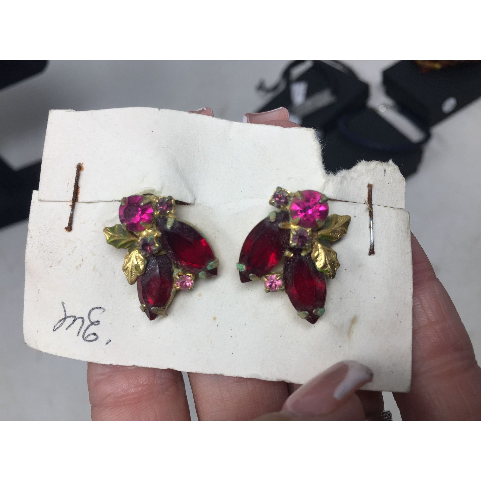 Other Vintage Pink Marquise Rhinestone Gold Tone Clip On Earrings Size ONE SIZE - 7 Thumbnail