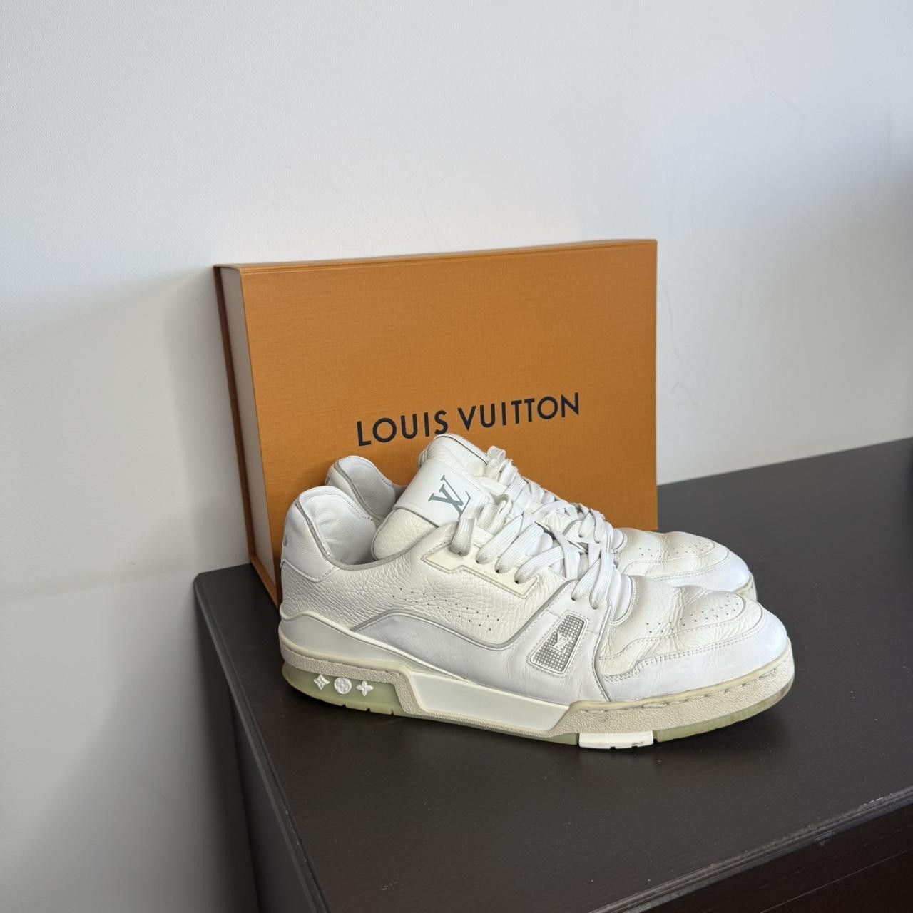 Louis Vuitton Louis Vuitton Oversize Sneakers Trainers All White Size US 11.5 / EU 44-45 - 2 Thumbnail