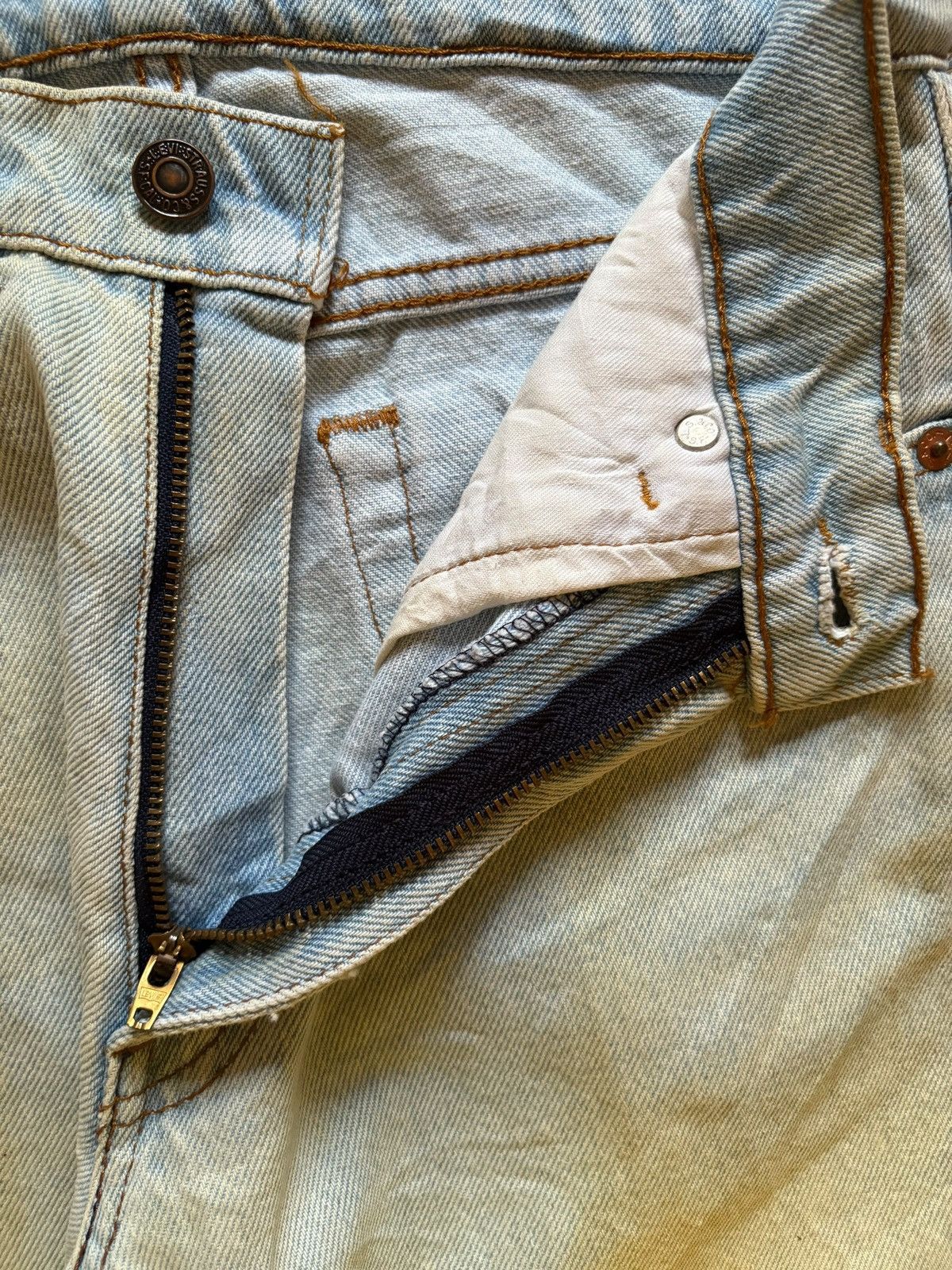 Levi's SALES🔥Vintage 90s Levis 515 Mud Light Wash Loose Jeans Size US 28 / EU 44 - 9 Thumbnail