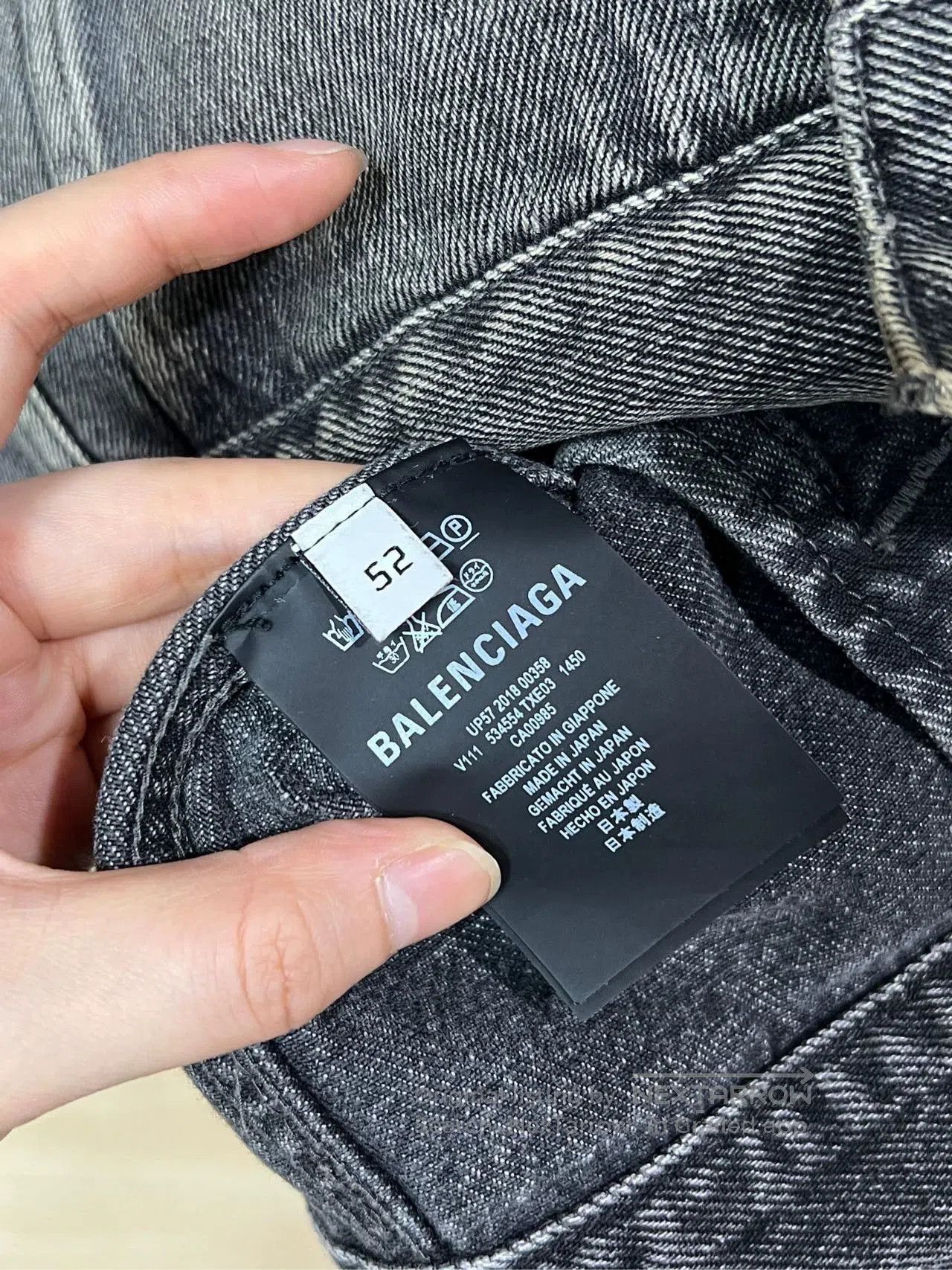 Balenciaga Balenciaga Red Logo Denim Jacket. Size US L / EU 52-54 / 3 - 3 Thumbnail