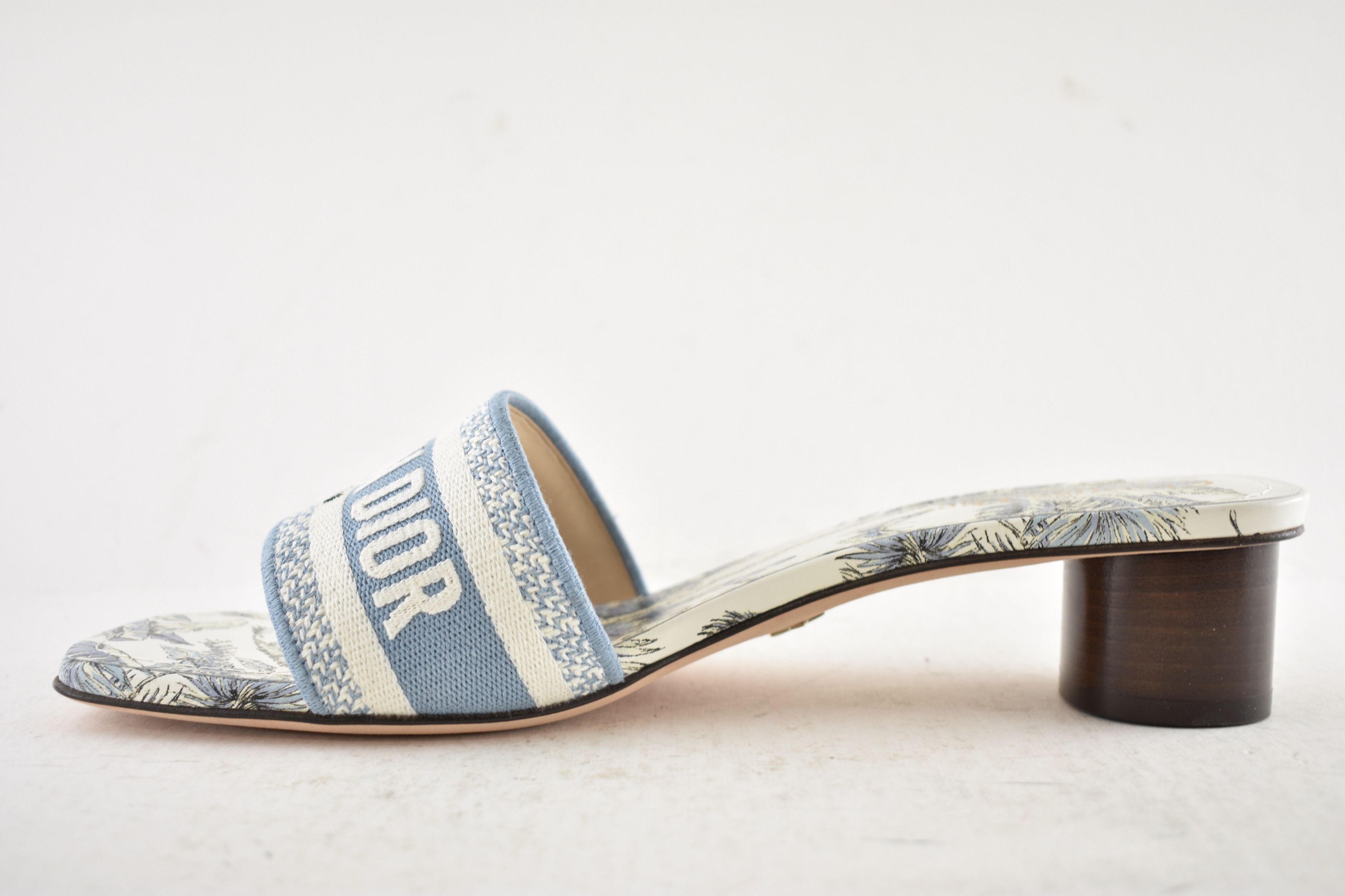 Dior Dior Dway Heeled Slide White TDJ Palms Logo Heel Sandal 41.5 Size US 11.5 / IT 41.5 - 10 Thumbnail