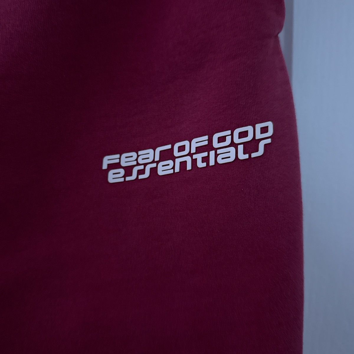 Essentials Essentials Fear of God Crimson Sweatpants Size US 30 / EU 46 - 2 Thumbnail