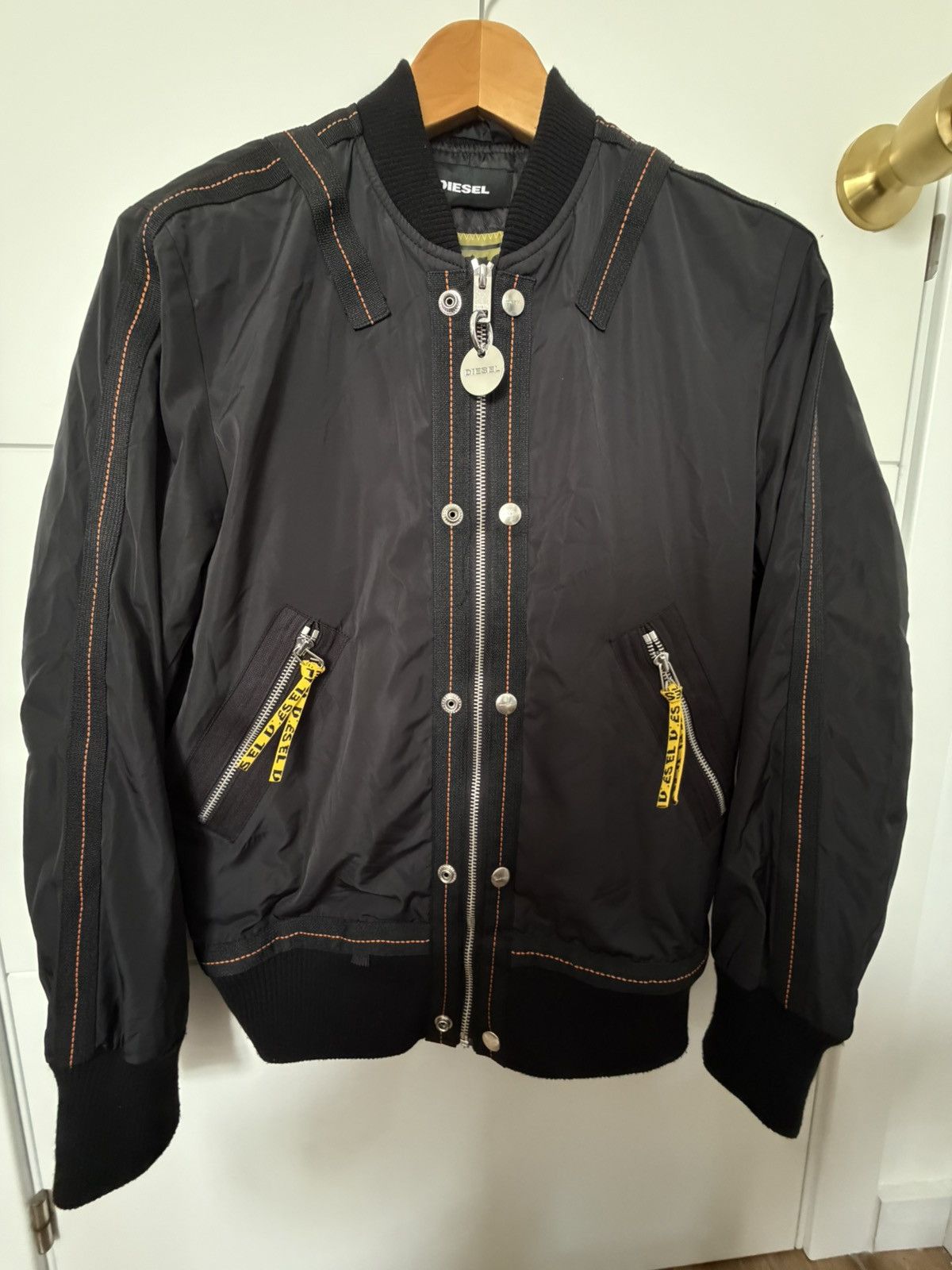 Diesel Diesel J-Shark Bomber Jacket Black Techwear Y2K Size US S / EU 44-46 / 1 - 3 Thumbnail