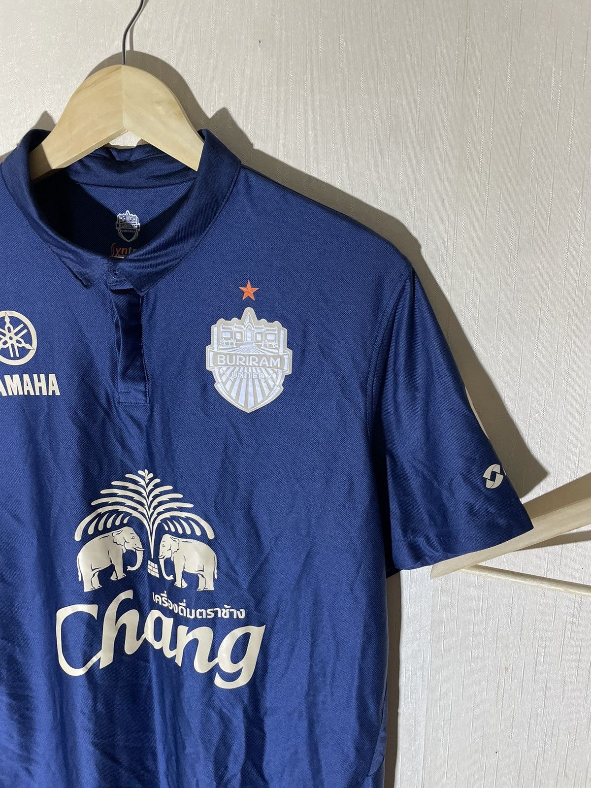 Vintage Buriram soccer jersey streetwear Size US XL / EU 56 / 4 - 2 Thumbnail