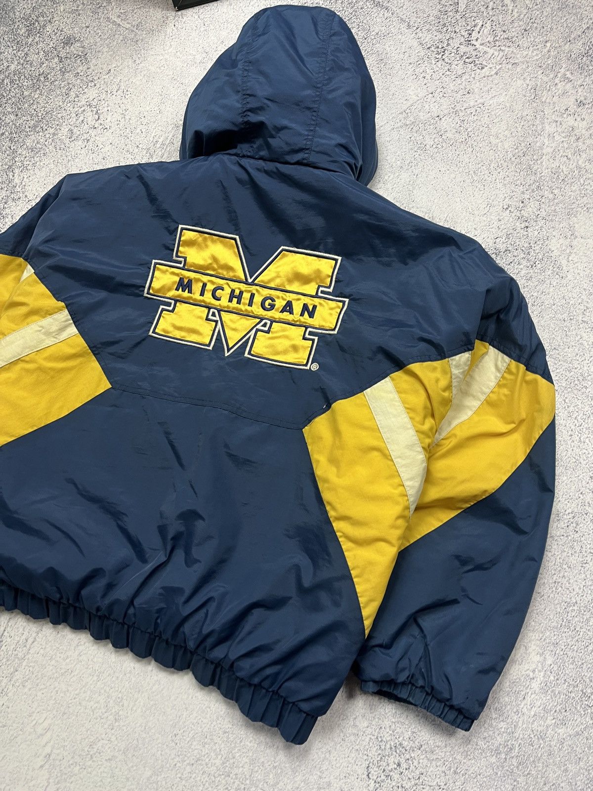 Starter Vintage NCAA Starter Michigan Wolverines Jacket 90’s Rare Size US L / EU 52-54 / 3 - 18 Thumbnail