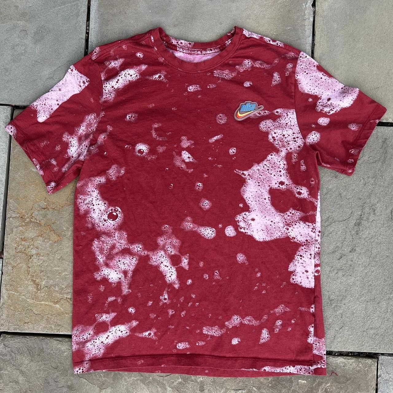 Nike Nike Red and Water Bubbles Tee w/ Bubble Logo Size US M / EU 48-50 / 2 - 1 Thumbnail