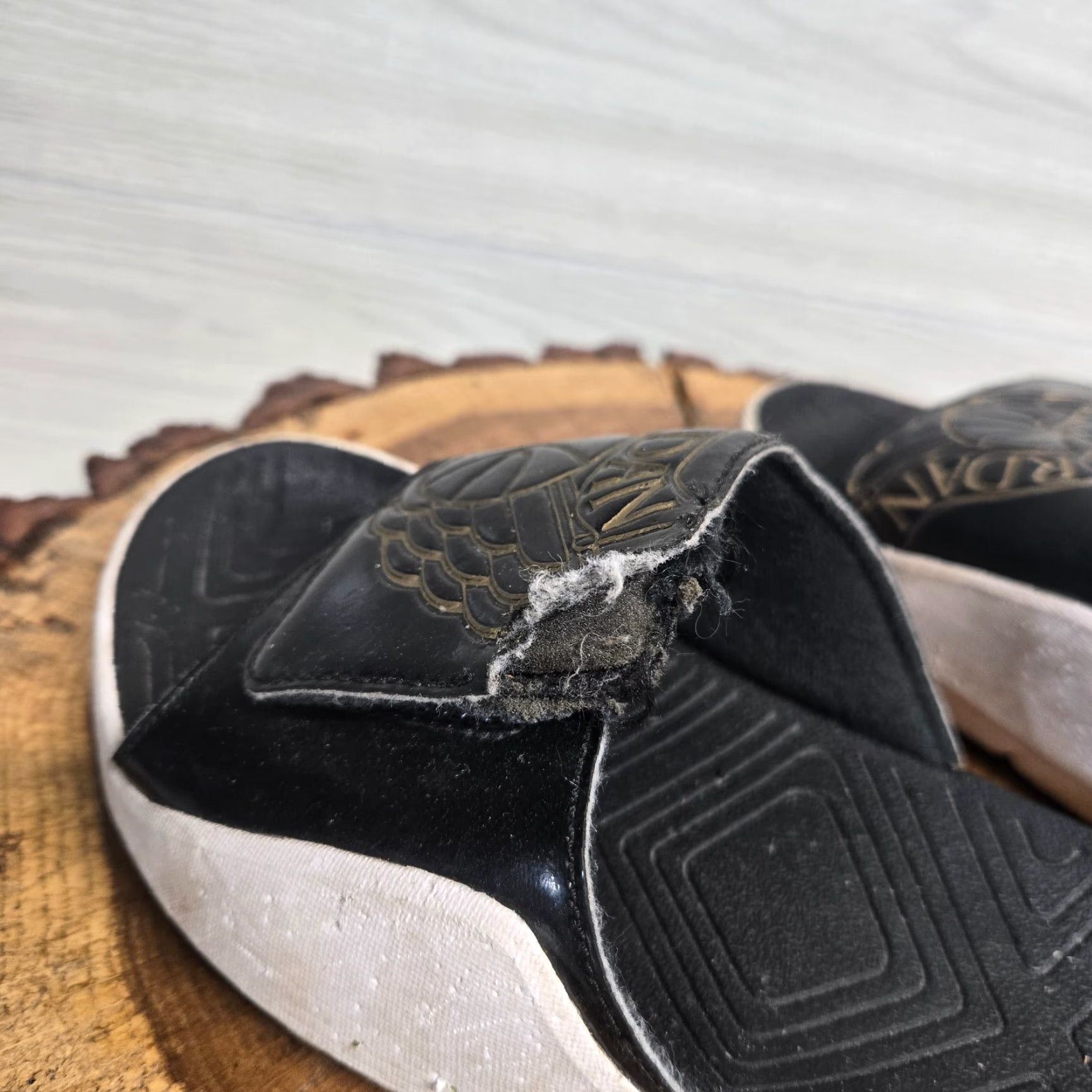 Nike Nike Air Jordan Hydro 7 Slide Black White Gold Men's Athletic Slip-On Shoes Size 8 Size US 8 / EU 41 - 4 Thumbnail
