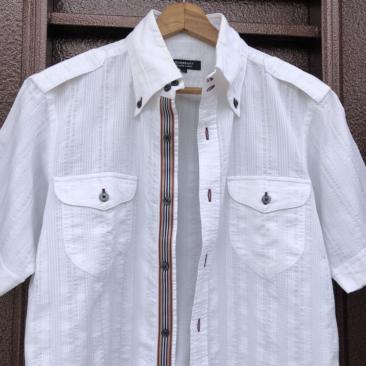 Burberry Burberry Checked Embroidery Logo Stretchable Short Sleeve Size US M / EU 48-50 / 2 - 2 Thumbnail