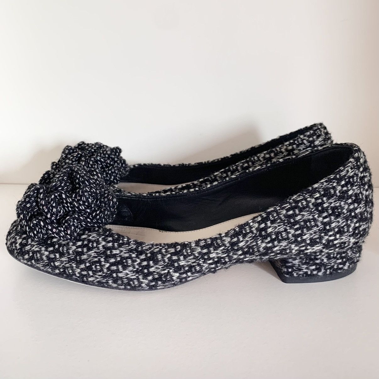 Chanel Tweed camellia toe ballerinas with small heel Size US 6.5 / IT 36.5 - 5 Thumbnail