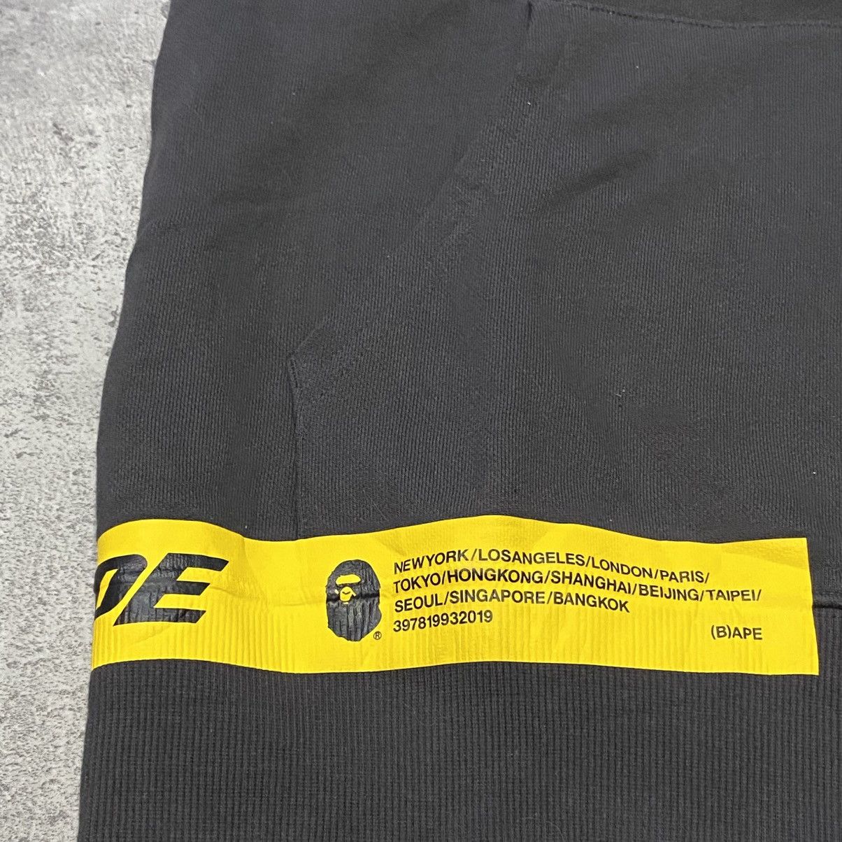 Bape Bape Shark Shortsleeve in Transit Hoodie Size US S / EU 44-46 / 1 - 8 Thumbnail