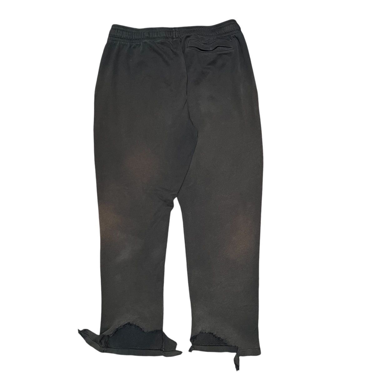 Under Armour Vintage Faded Black Thrashed Under Armour Sweatpants Size XL Size US 38 / EU 54 - 5 Thumbnail