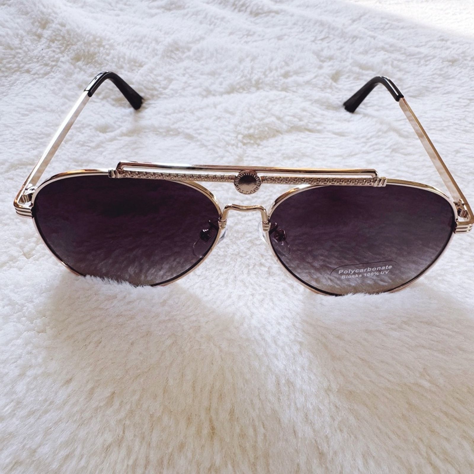Other Doug Black W/ Gold Rim Aviator Sunglasses Size ONE SIZE - 3 Thumbnail
