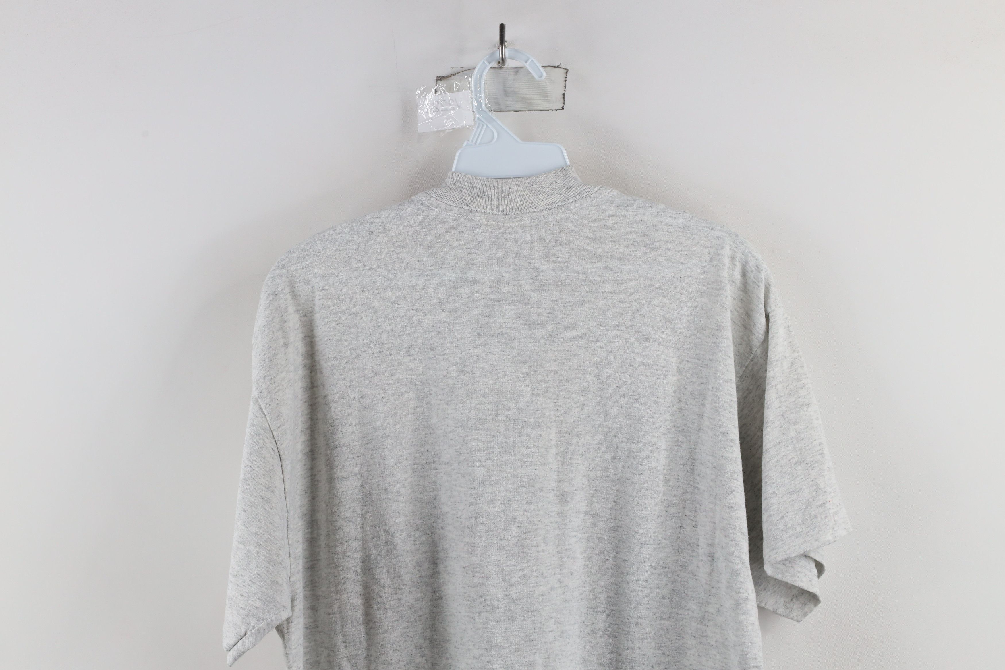 Vintage Vintage 90s Streetwear Earth Day Nature T-Shirt Gray USA Size US XL / EU 56 / 4 - 12 Thumbnail