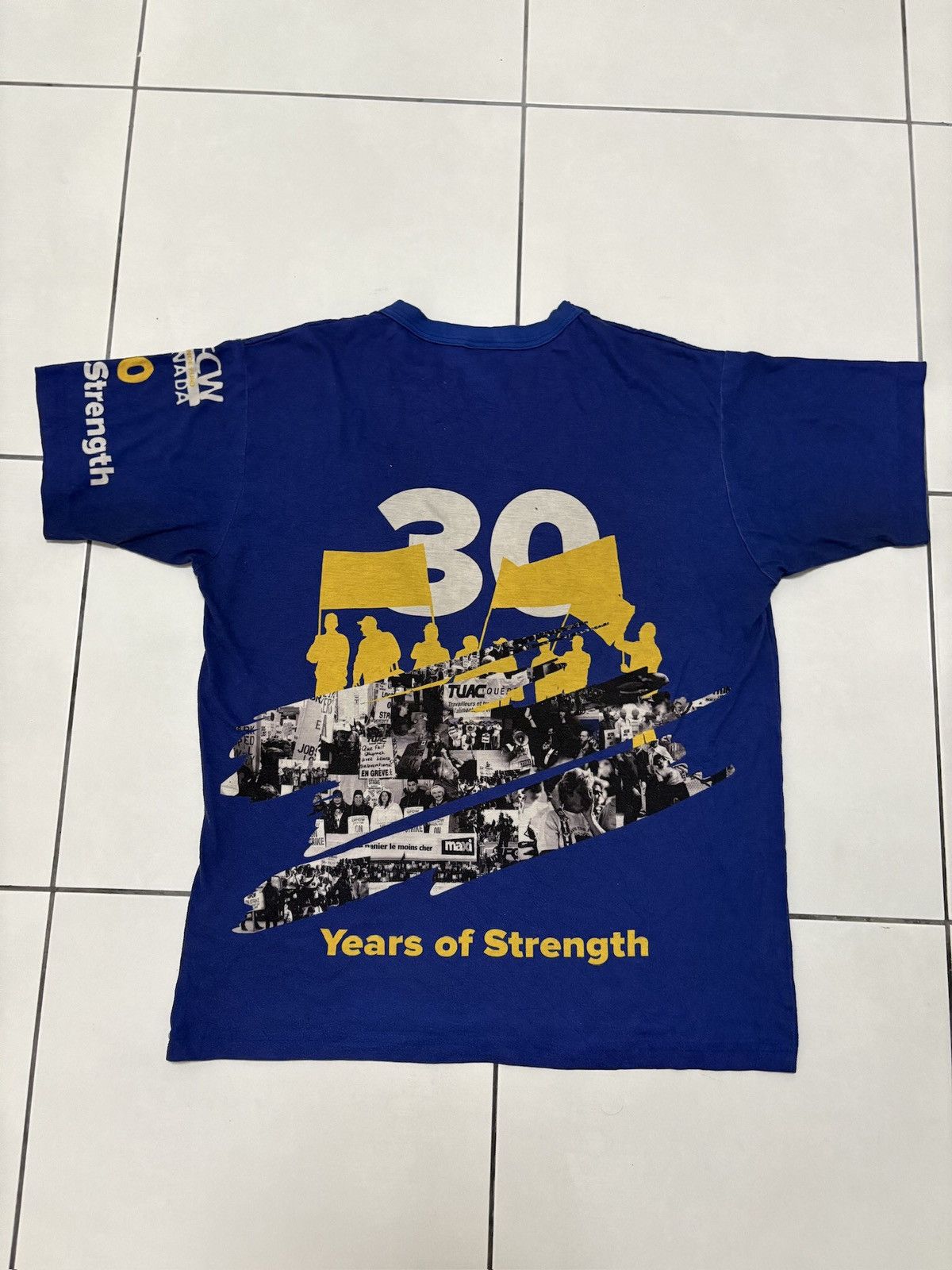 Vintage 30 years of strength UFCW Size US L / EU 52-54 / 3 - 2 Thumbnail