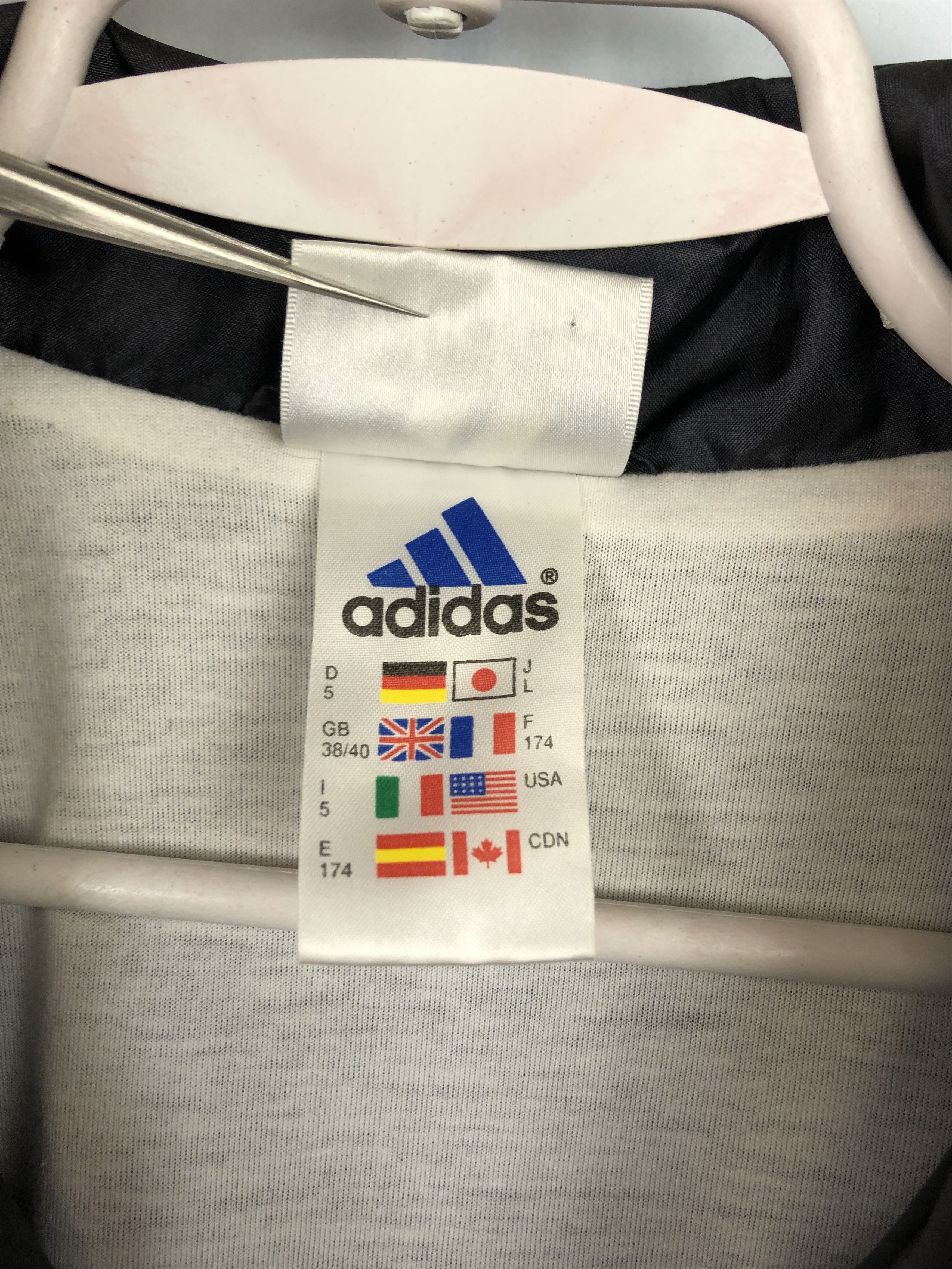 Adidas Vintage Bayern Munich Football Jacket Soccer Windbreaker Size US M / EU 48-50 / 2 - 7 Thumbnail
