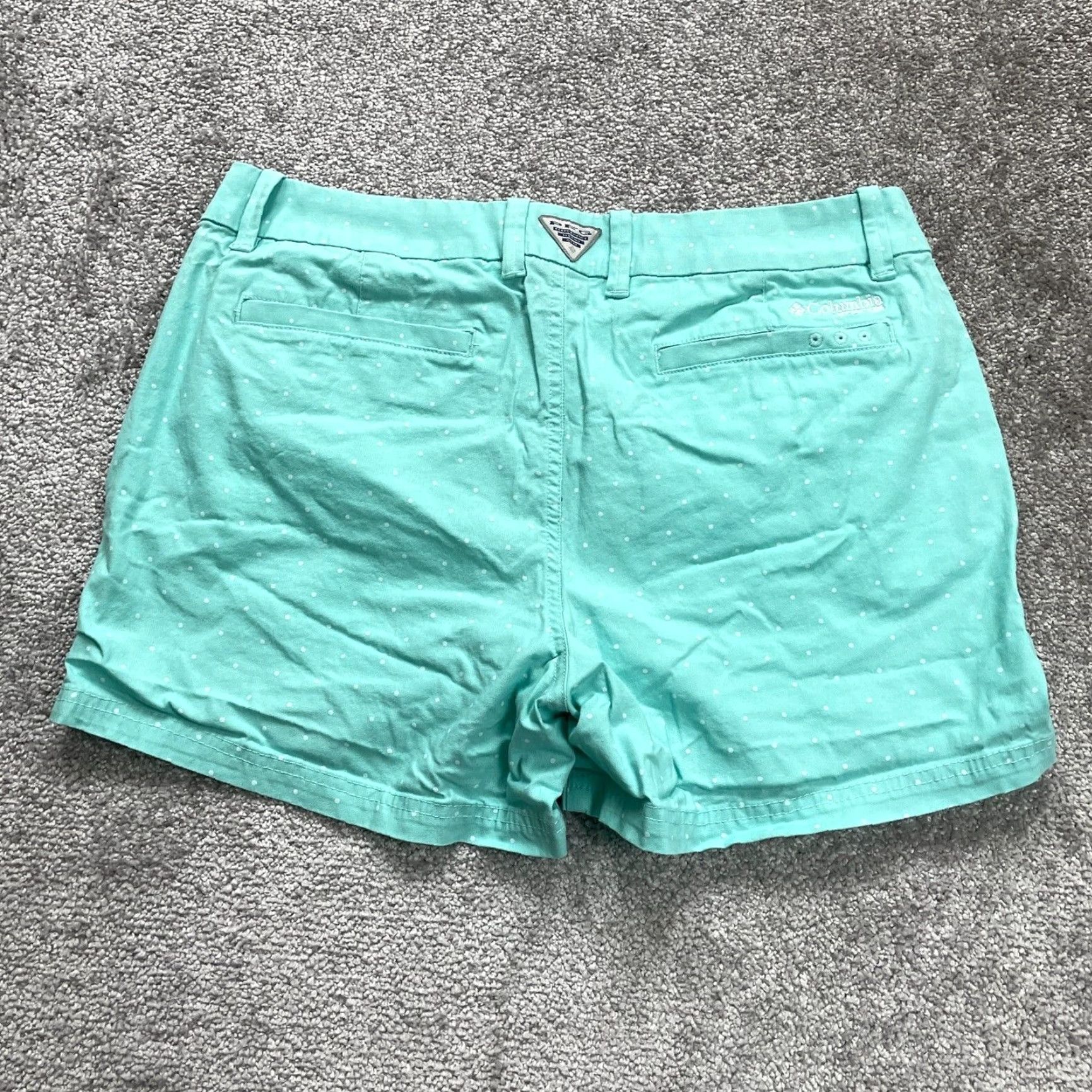 Vintage VINTAGE? Wait—this item isn't vintage. So: Columbia PFG Active Shorts Women 10 Green Polka Dot Pockets Outdoor Casual W34 Size 32" / US 10 / IT 46 - 2 Thumbnail
