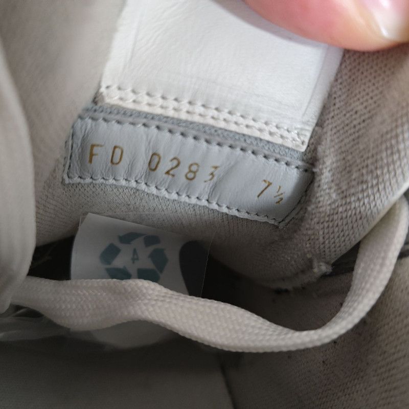 Louis Vuitton Louis Vuitton Trainer Low-Top Fashion Sneakers - Size US 8 / EU 41 - 5 Thumbnail