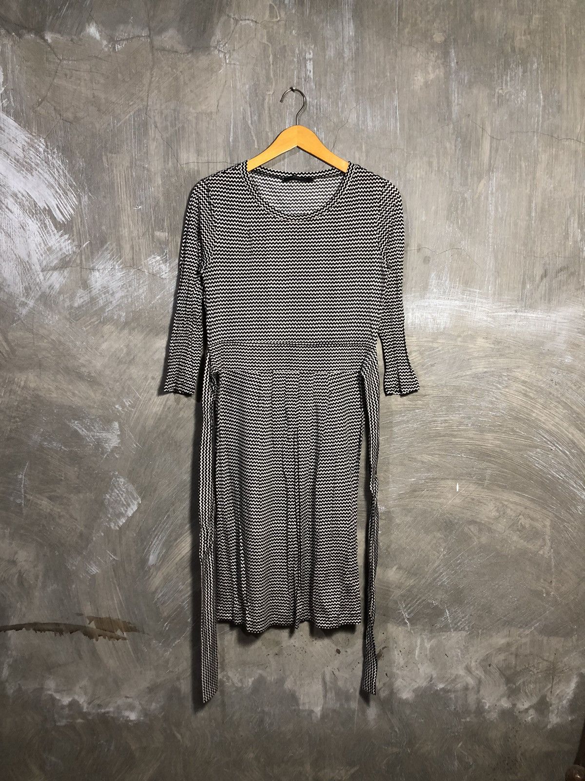 Weekend Max Mara Max Mara Weekend Midi Dress Size XS / US 0-2 / IT 36-38 - 1 Thumbnail