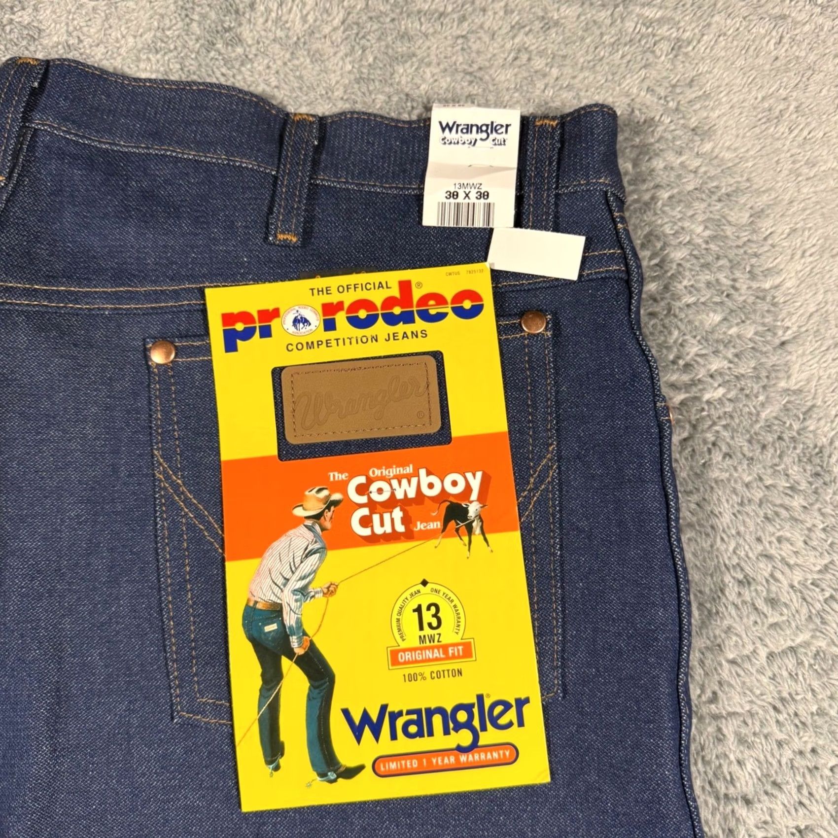 Wrangler VINTAGE Wrangler Cowboy Cut Original Fit Jeans in Dark Wash Blue Mens 38x38 Bootcut Denim Cotton Pockets Stretch 5-Pocket Rodeo Workwear Size US 38 / EU 54 - 2 Thumbnail