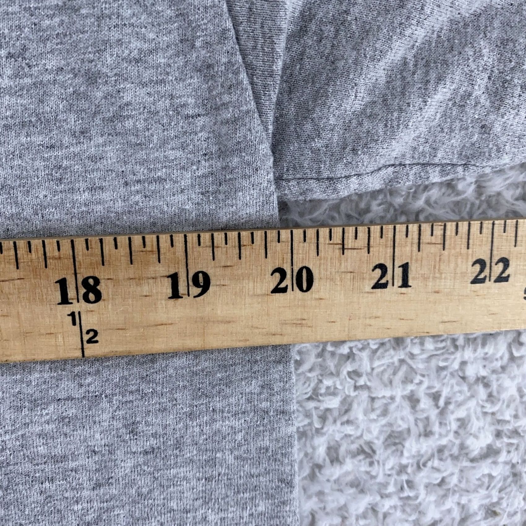 Hanes VINTAGE Black Bear Shirt Mens M Gray Cotton Blend 90s Nature Wildlife Graphic Yogi Bear Crew Neck Short Sleeve Hanes Size US M / EU 48-50 / 2 - 6 Thumbnail