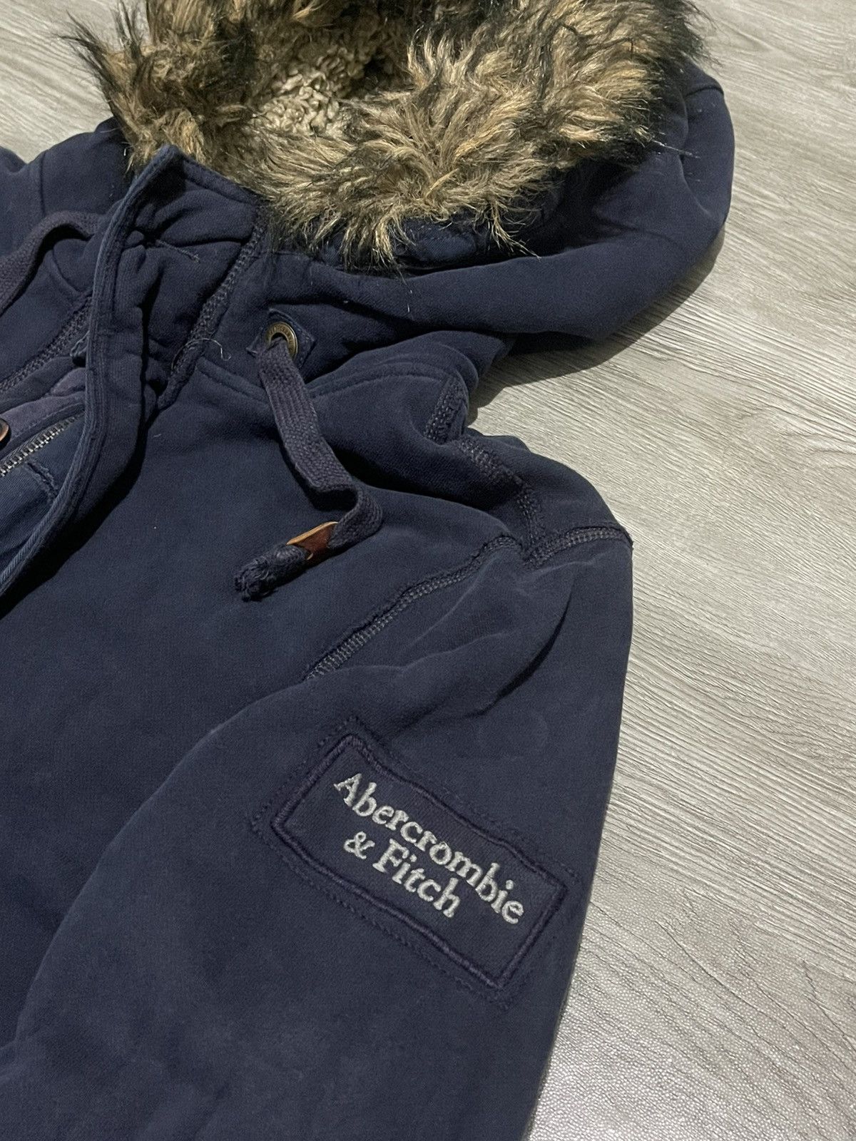 Abercrombie & Fitch Vintage🔥Abercrombie & Fitch Fauxfur Rare. Size US XL / EU 56 / 4 - 7 Thumbnail