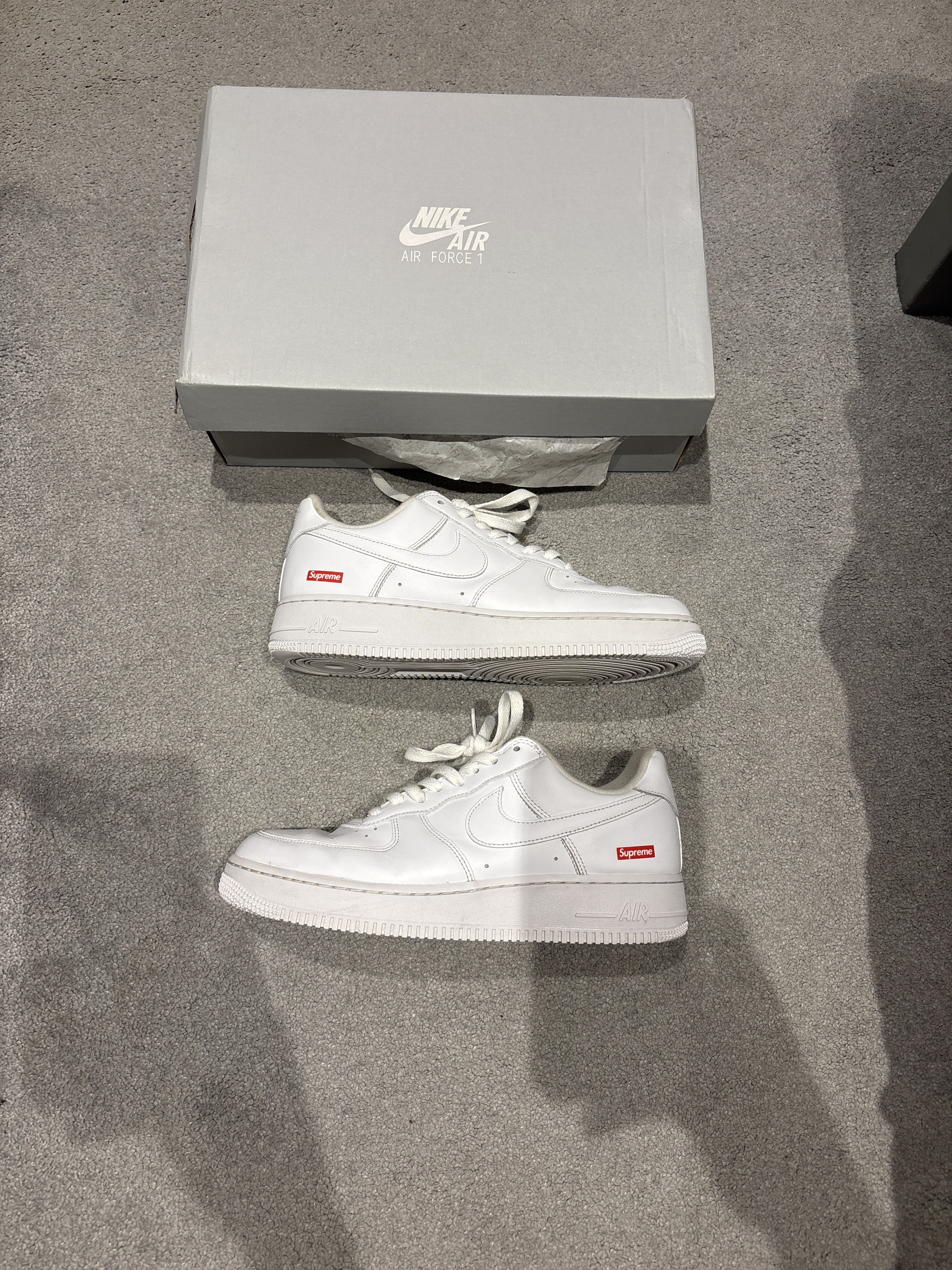 Nike × Supreme Nike x Supreme Air Force 1s Size US 9 / EU 42 - 1 Thumbnail