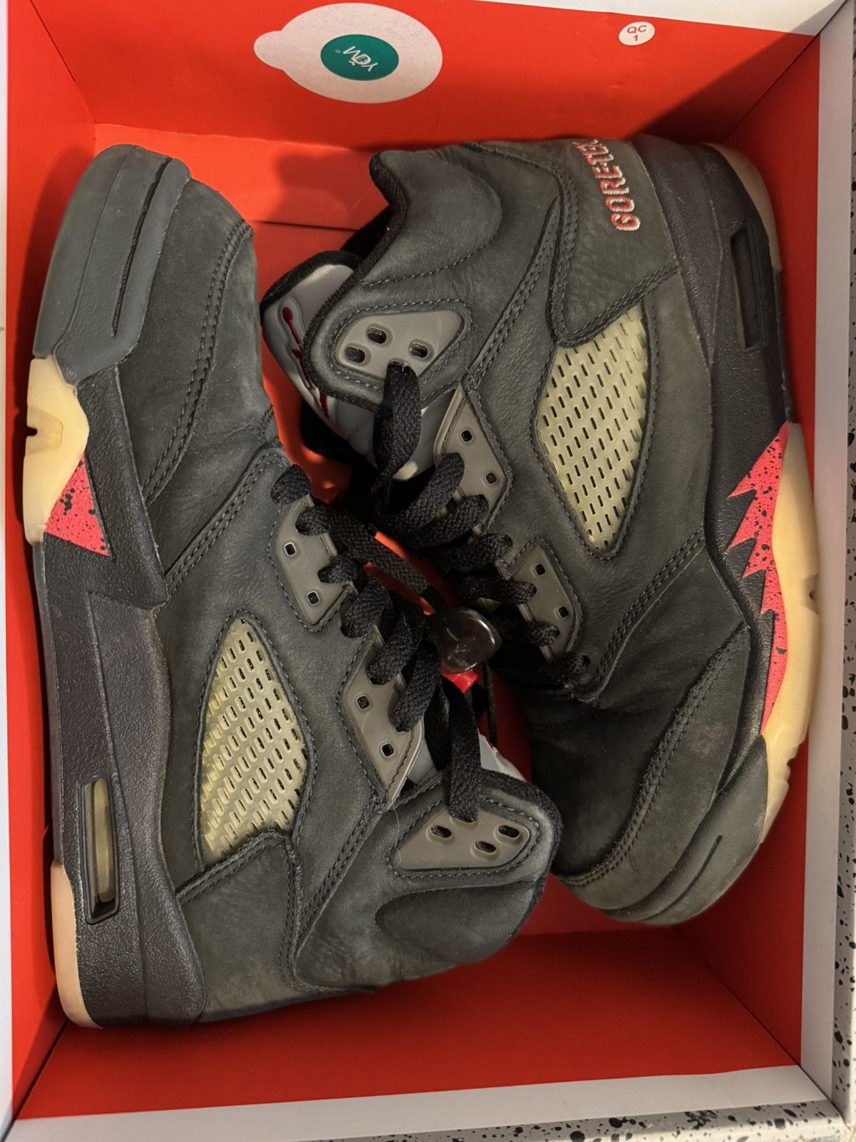 Jordan Brand Jordan 5 retro gore-tex Size US 7 / IT 37 - 1 Thumbnail
