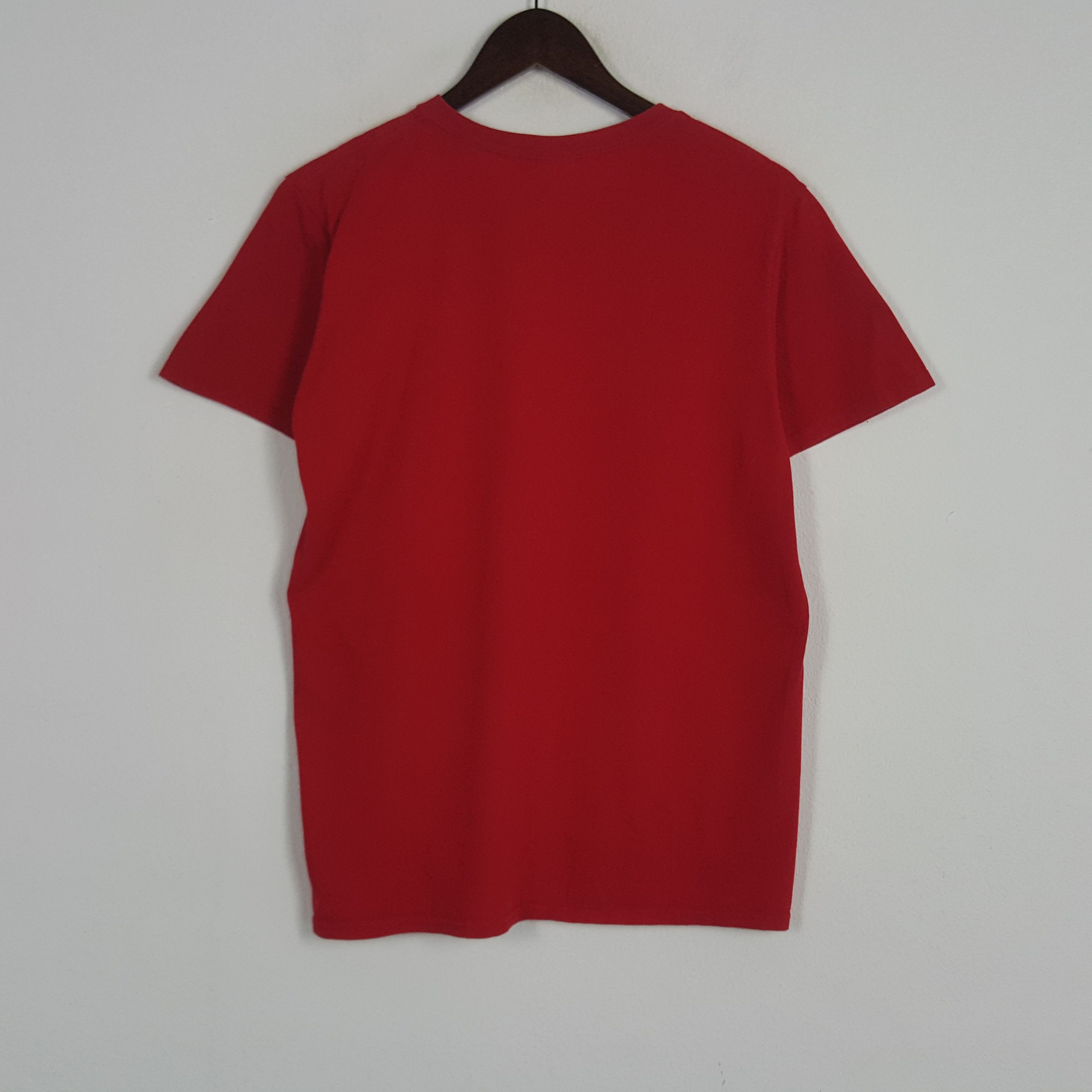 Band Tees × Vintage Vintage Taylor Swift American Rock Singer Tshirt Size US S / EU 44-46 / 1 - 3 Thumbnail