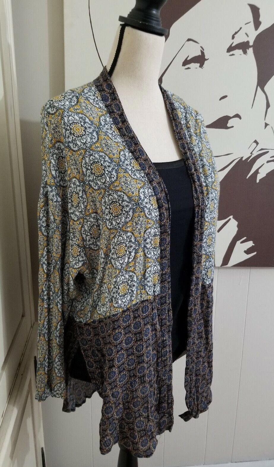 Designer Chelsea And Violet Sweater Medium Boho 3/4 Sleeve Medallion Size M / US 6-8 / IT 42-44 - 2 Thumbnail