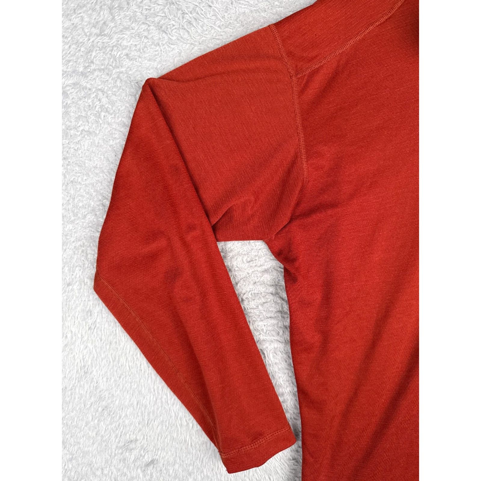 Patagonia Patagonia Shirt Men L Red Capilene Mock Neck 1/4 Zip 100% Polyester Shirt Mens Red Capilene Mock Neck 1/4 Zip Patagonia Size US L / EU 52-54 / 3 - 3 Thumbnail