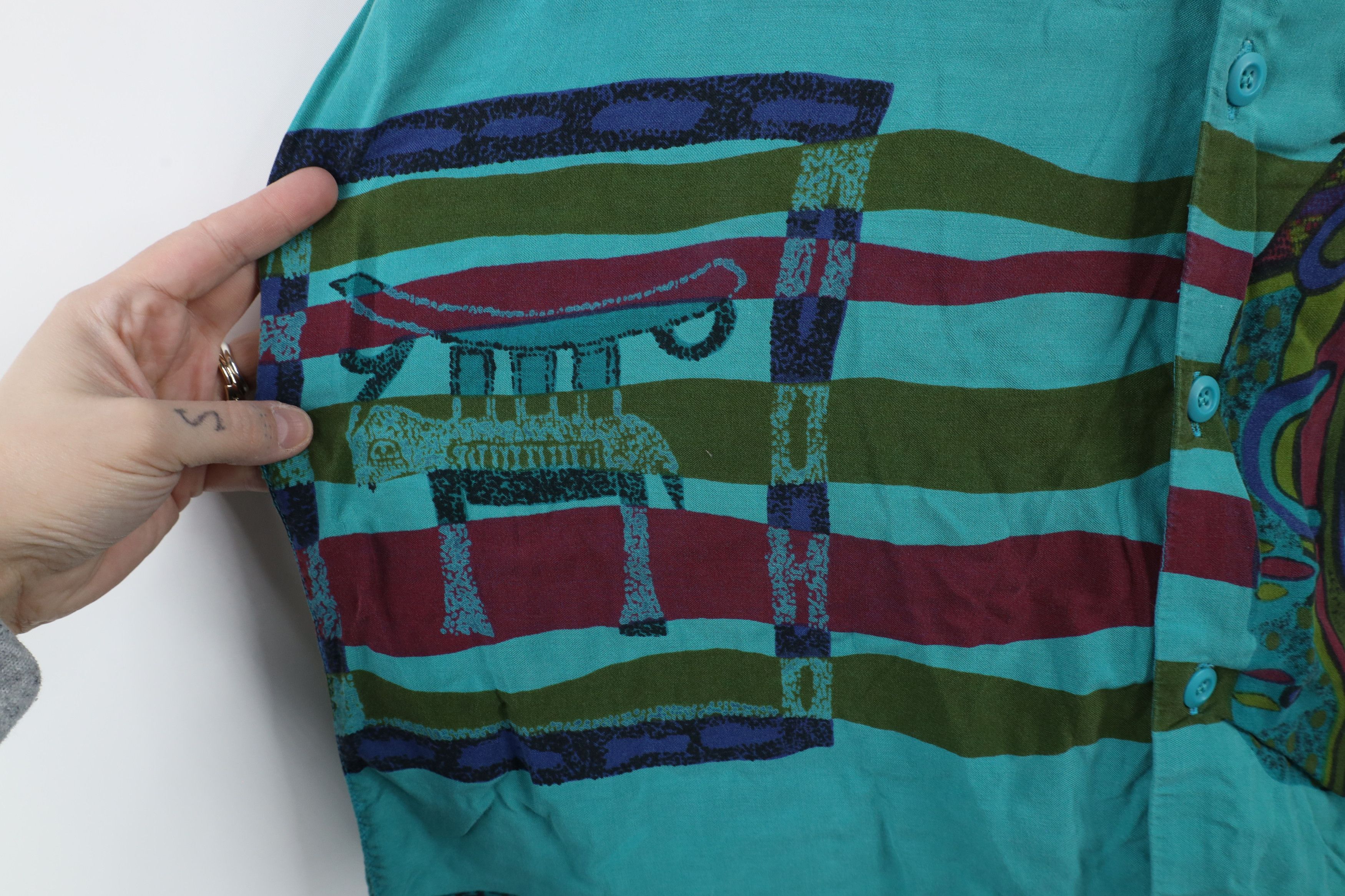Vintage Vintage 90s Streetwear Collar Tribal Cave Art Button Shirt Size US M / EU 48-50 / 2 - 7 Thumbnail