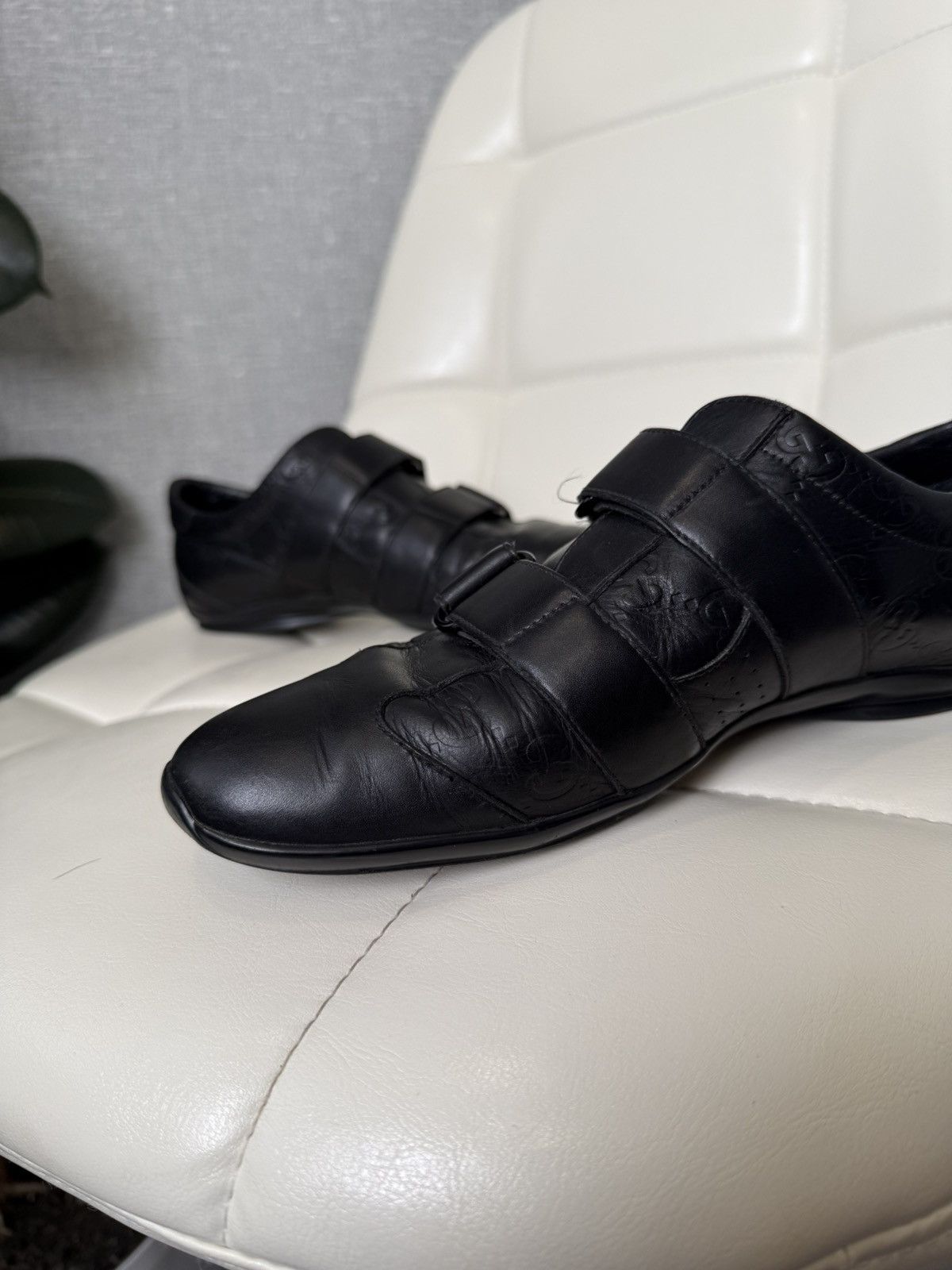 Gucci Gucci GG Guccissima Monogram Black Leather Sneakers (121830) Size US 7 / IT 37 - 14 Thumbnail