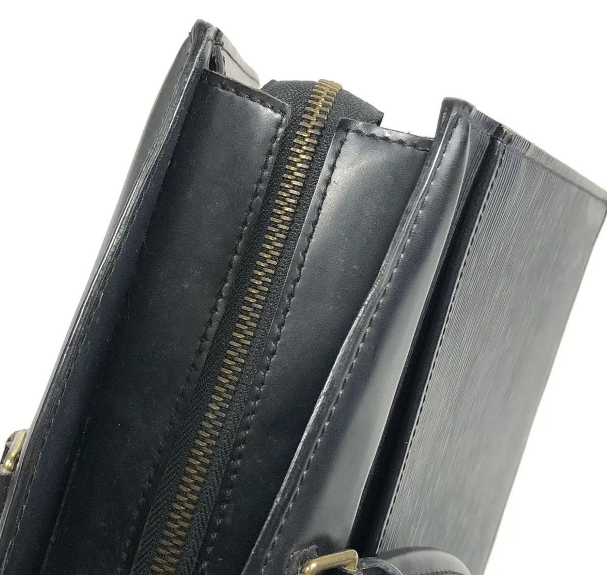 Louis Vuitton Louis Vuitton Riviera Handbag Epi Leather Black Size ONE SIZE - 11 Thumbnail