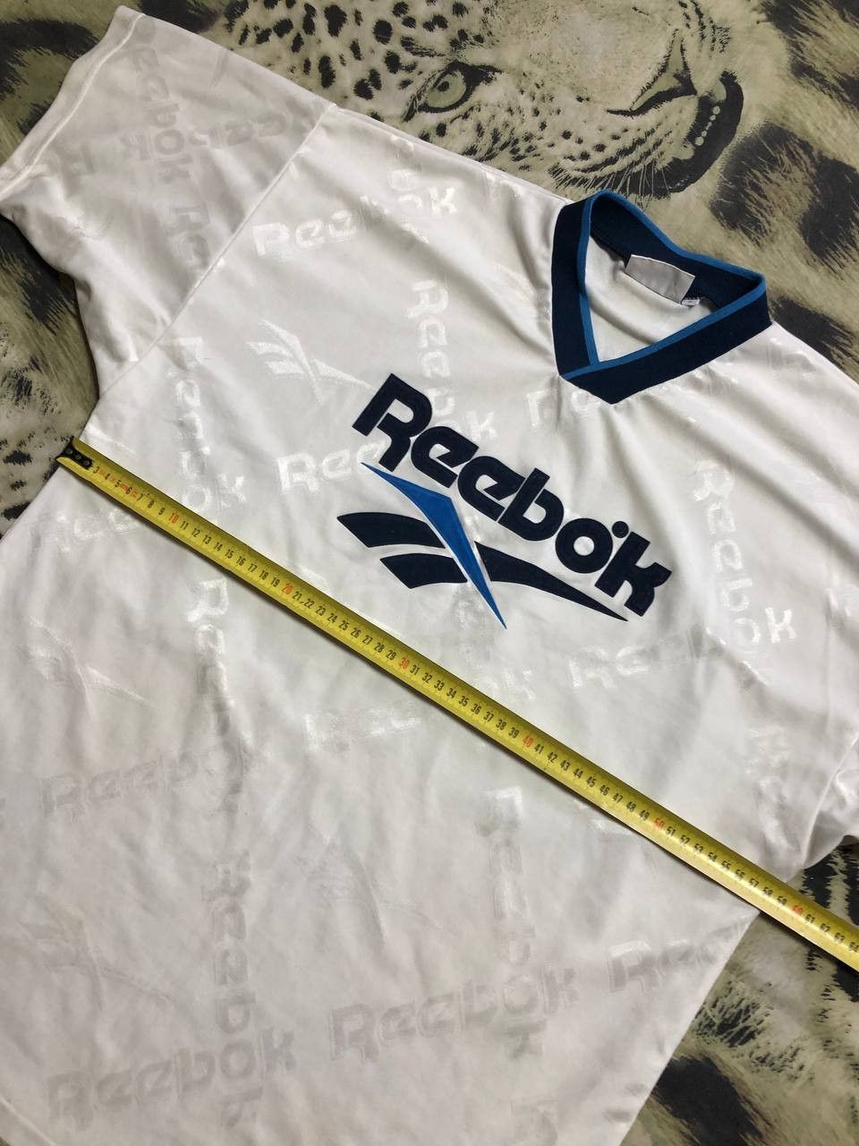 Reebok REEBOK Men’s Tee Minimal Design CENTER LOGO Size US XL / EU 56 / 4 - 9 Thumbnail