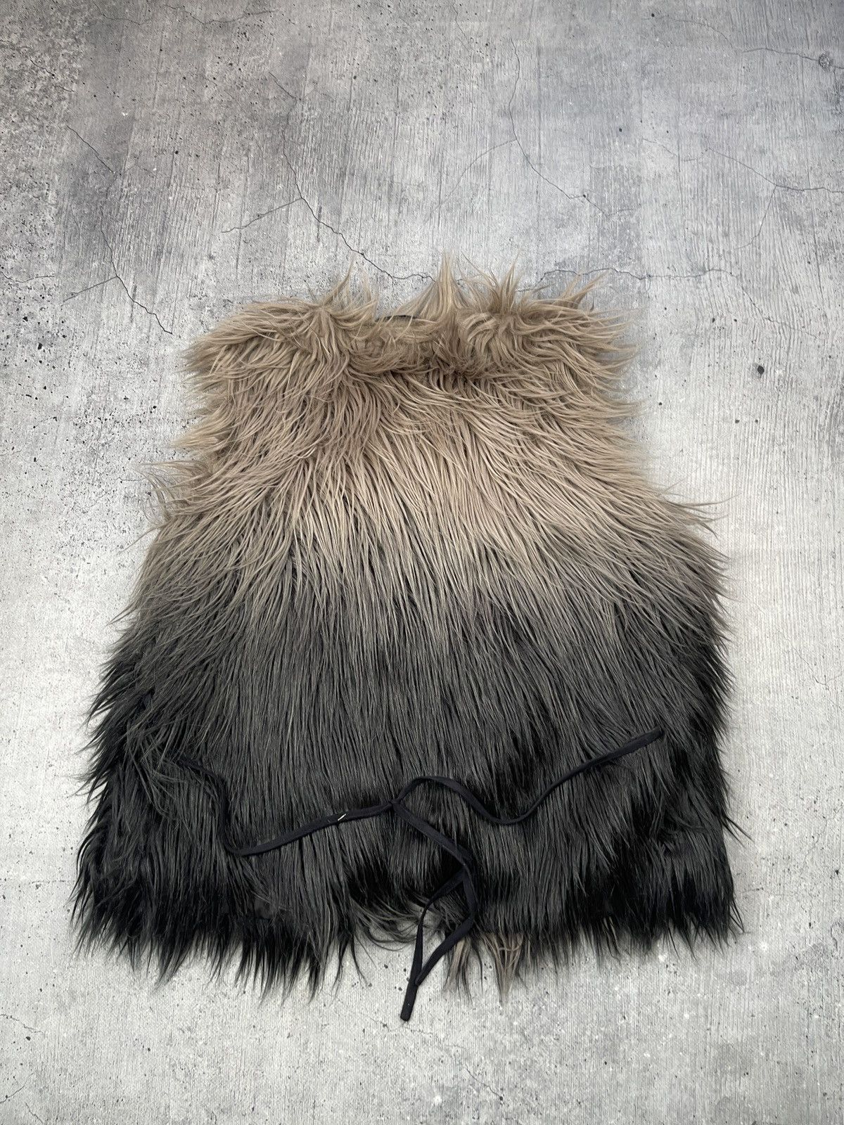 Japanese Brand × Vintage Vintage Y2K Faux Fur vest Japanese streetwear style size XL Size XL / US 12-14 / IT 48-50 - 4 Thumbnail