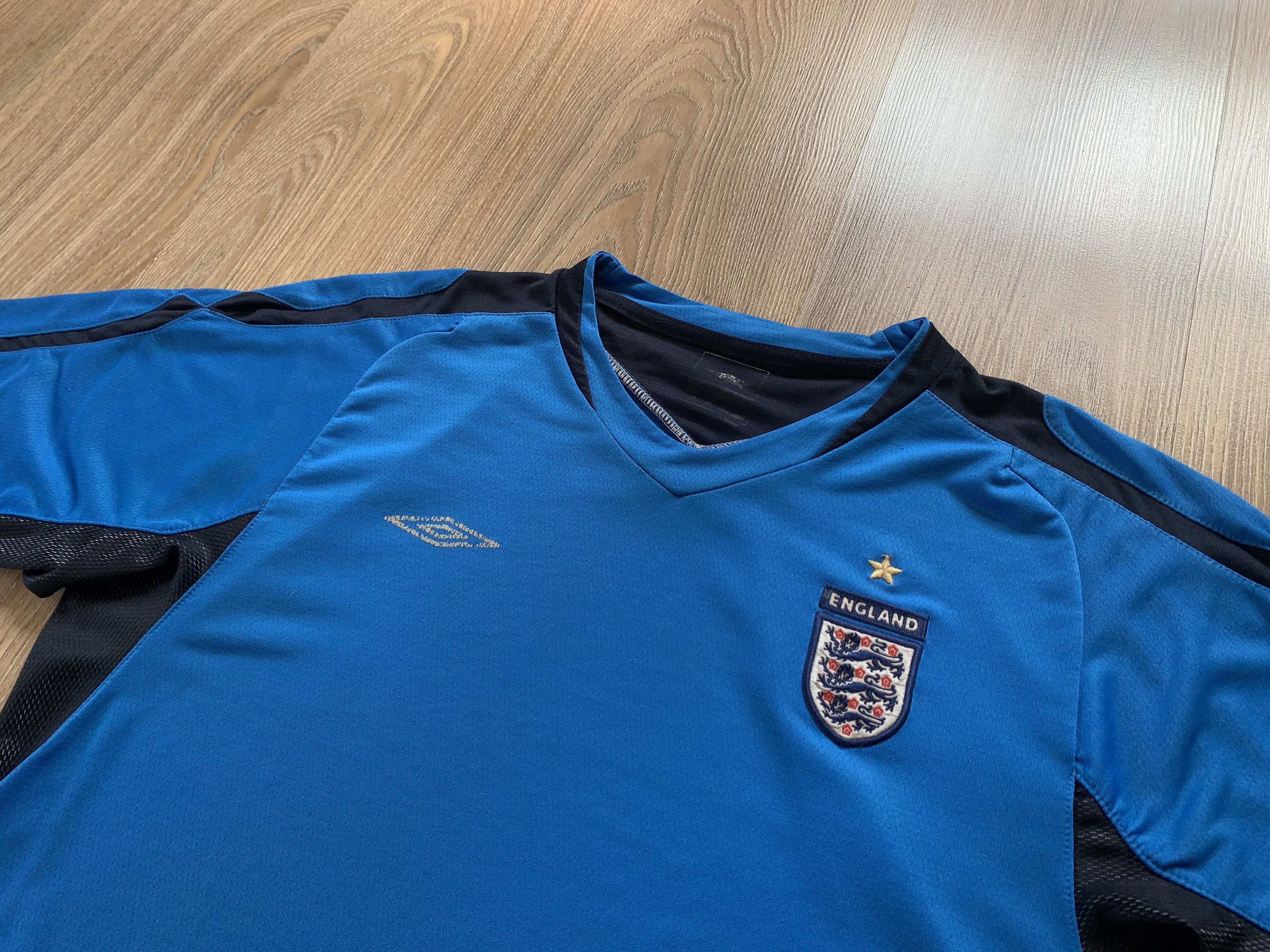 Umbro × Vintage England National Team Umbro Vintage Training Jersey 2004 Size US M / EU 48-50 / 2 - 4 Thumbnail