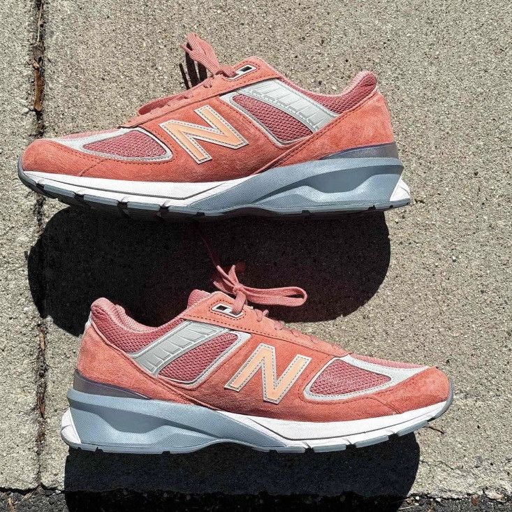 New Balance Excellent condition- Men’s New Balance 990v5 in Sunrise Rose Size US 12 / EU 45 - 6 Thumbnail