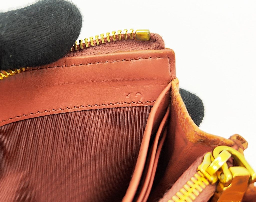Miu Miu original MIU MIU full leather zip long wallet Size ONE SIZE - 4 Thumbnail