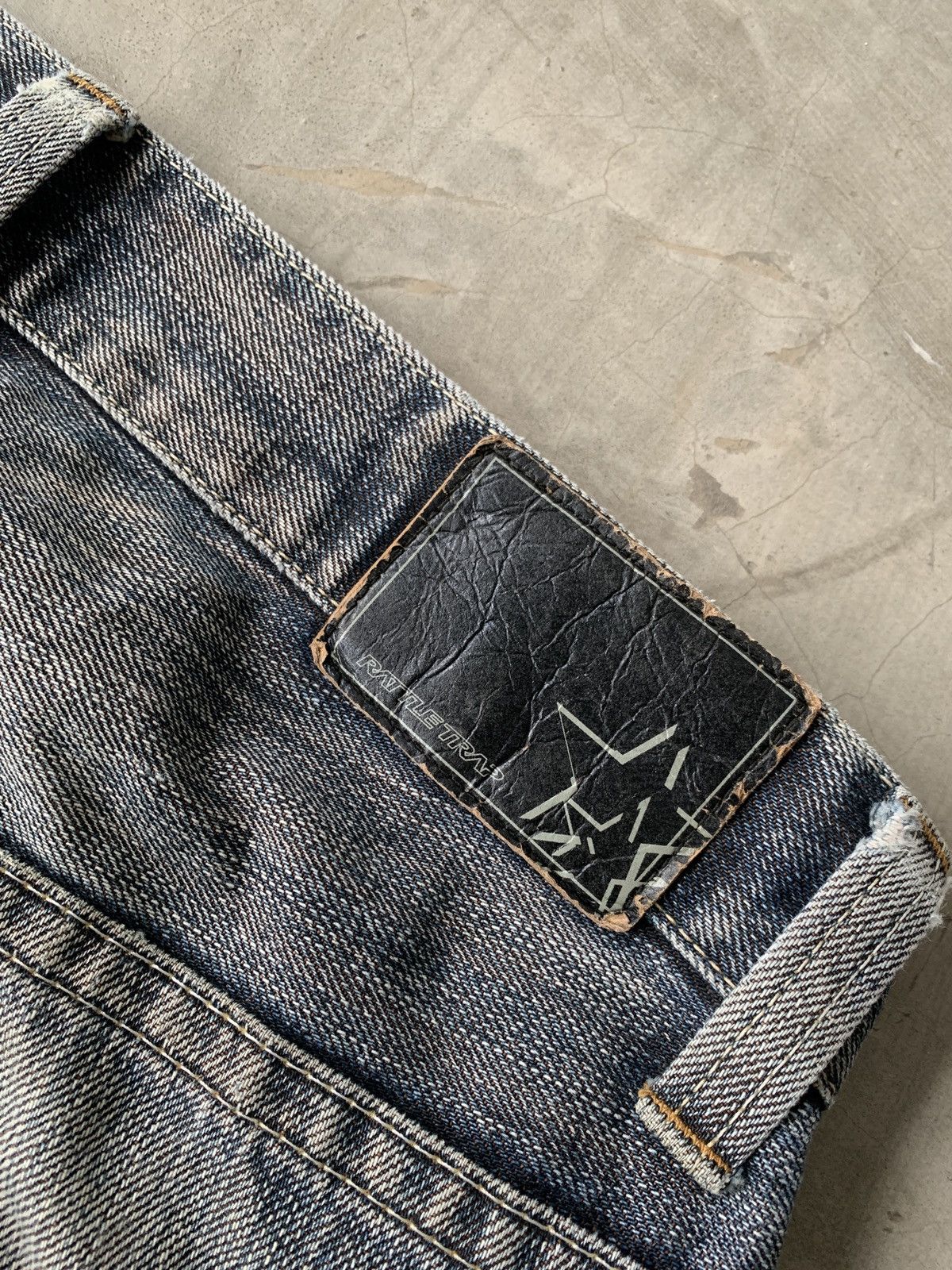 Japanese Brand Flare Denim RATTLE TRAP Japanese BootCut Denim Size US 32 / EU 48 - 6 Thumbnail