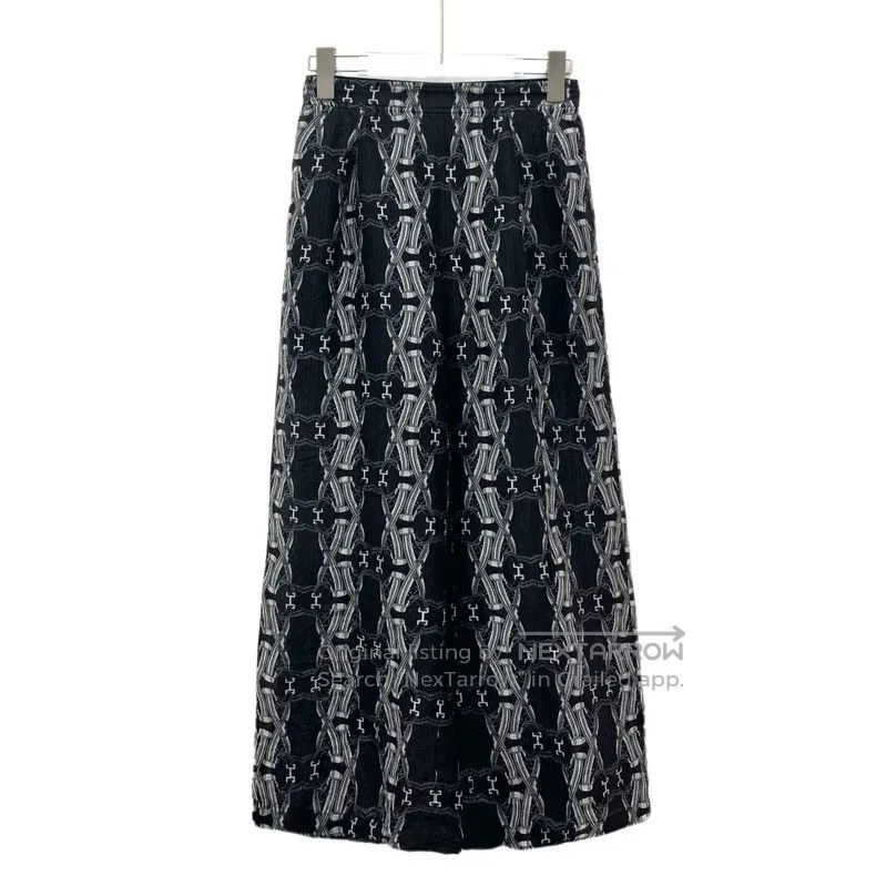 Hermes Hermes Black lock print full-printed mulberry silk casual Size 42" / US 20 - 1 Thumbnail