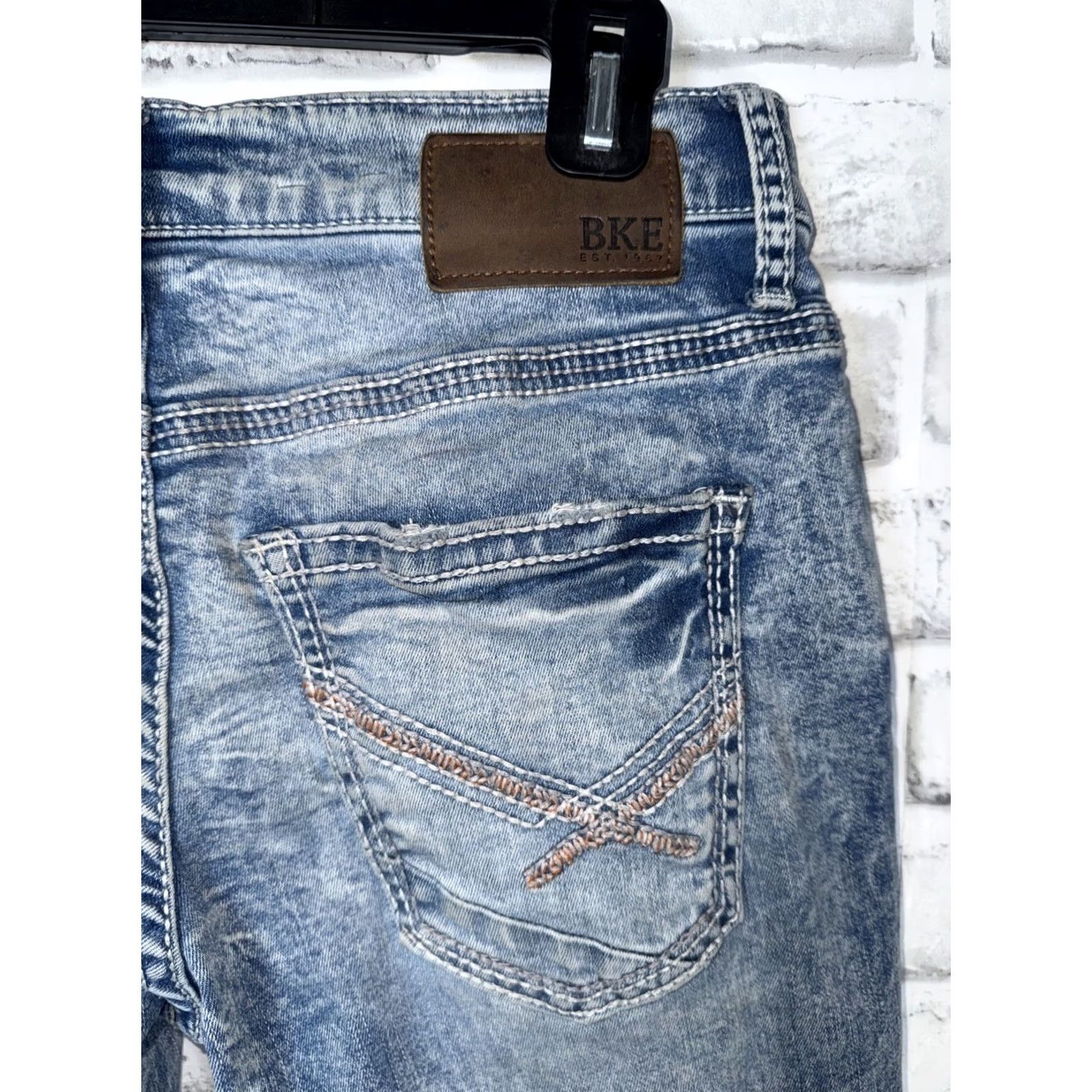 Vintage BKE Buckle Jake Straight Jeans 30x30 Mens Blue Distressed Cotton Blend 5-Pocket Belt Loops Stretch Low Rise Modern Western Size US 30 / EU 46 - 6 Thumbnail
